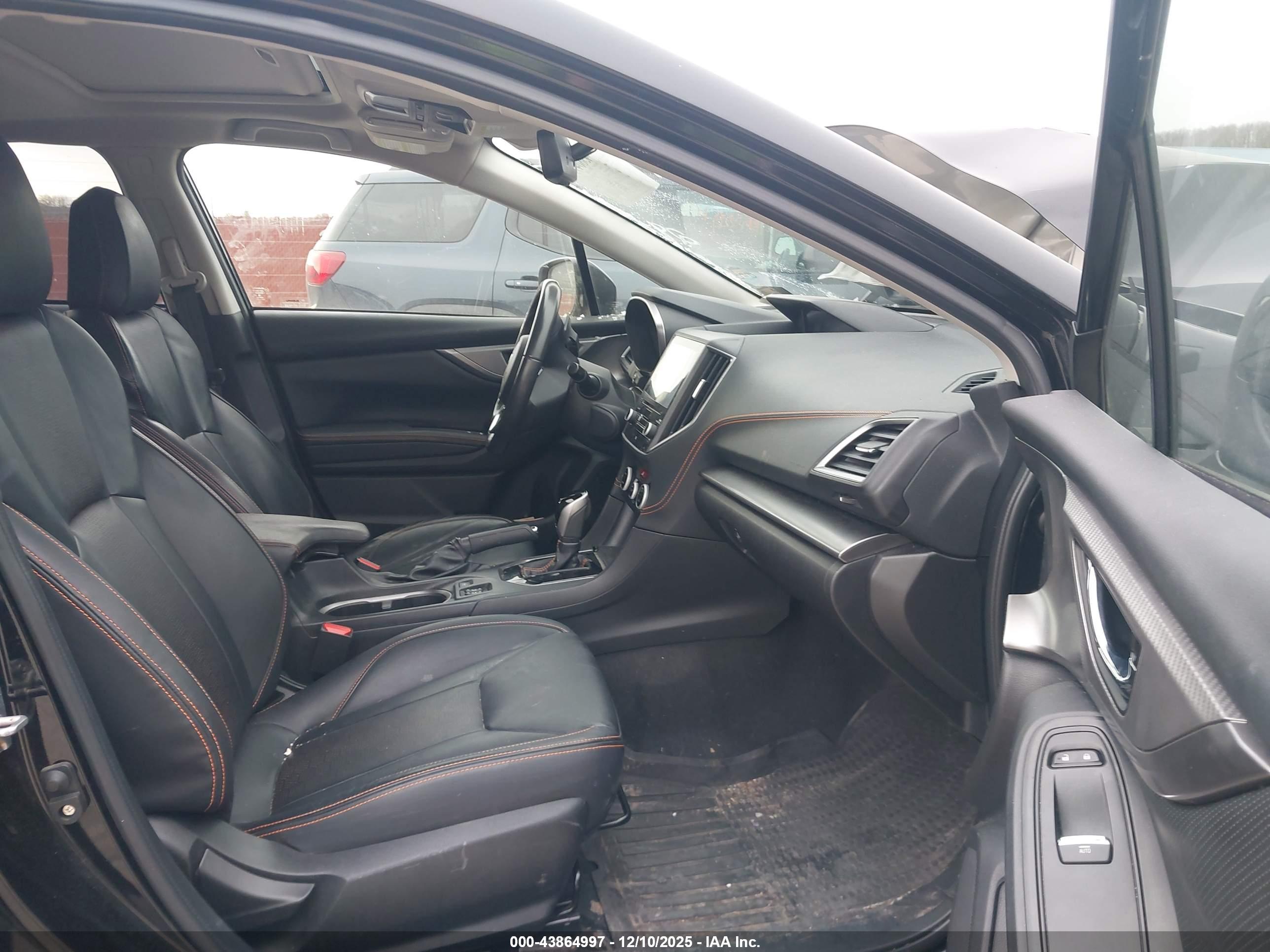SUBARU CROSSTREK image 5