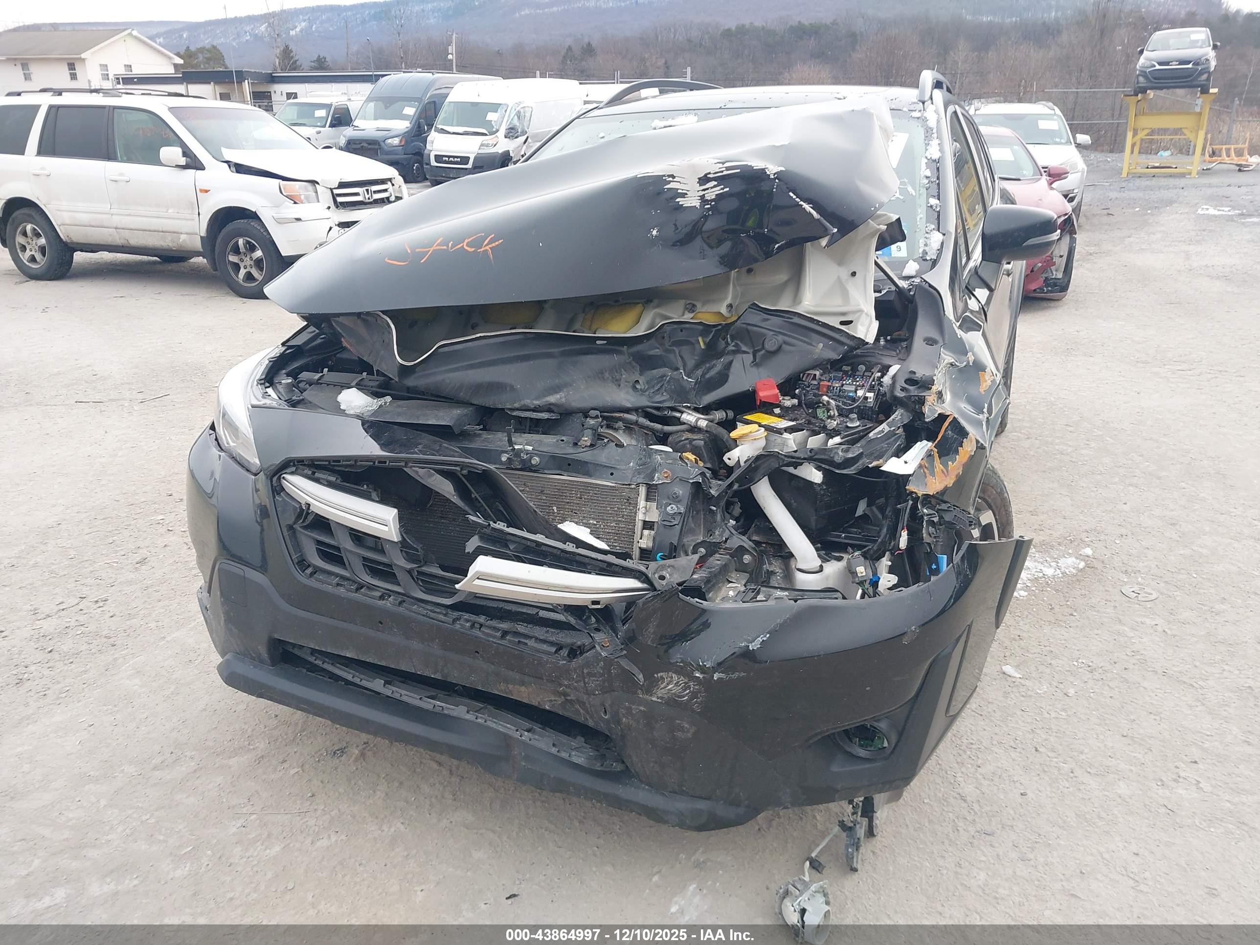 SUBARU CROSSTREK image 6