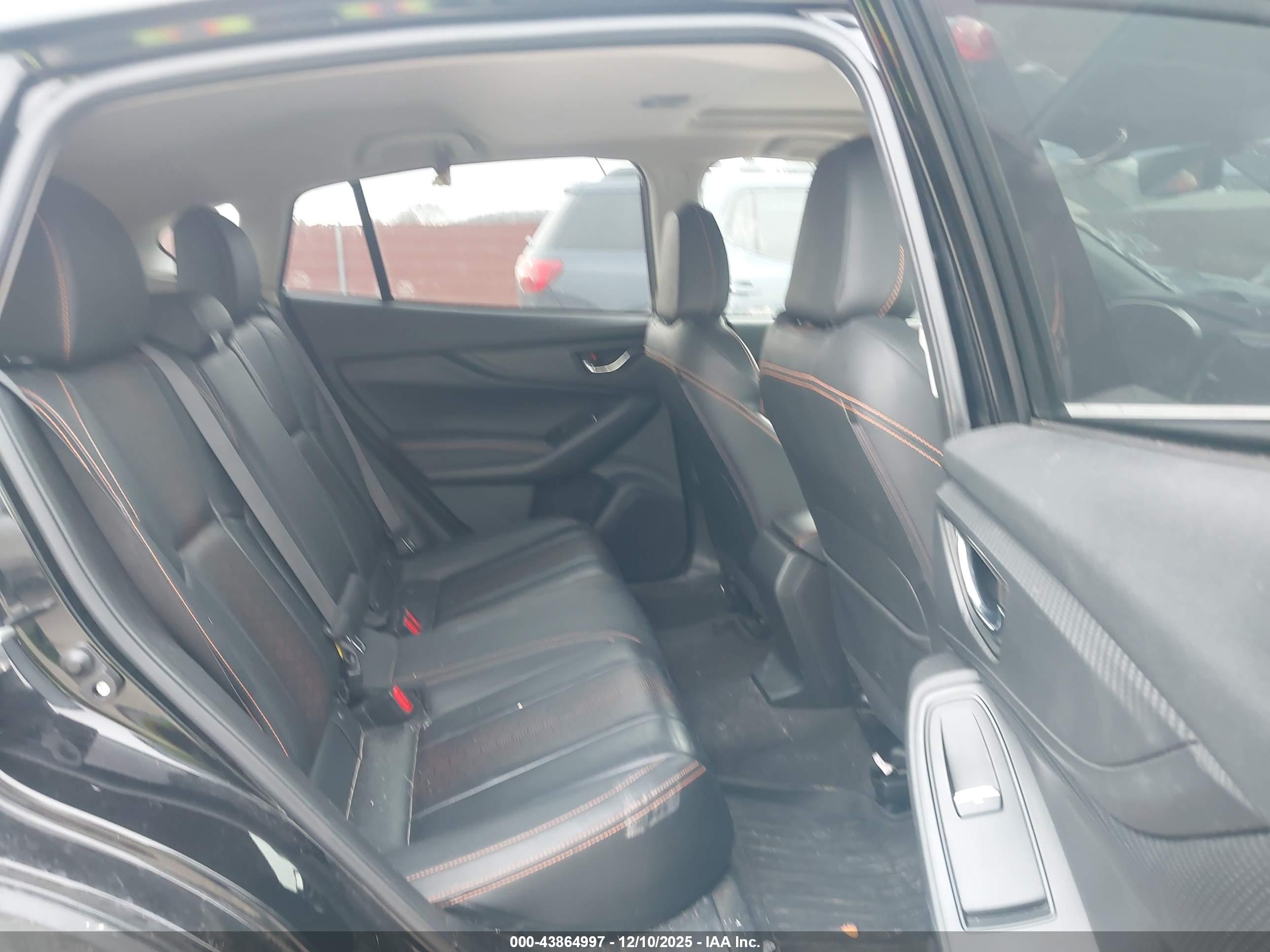 SUBARU CROSSTREK image 8