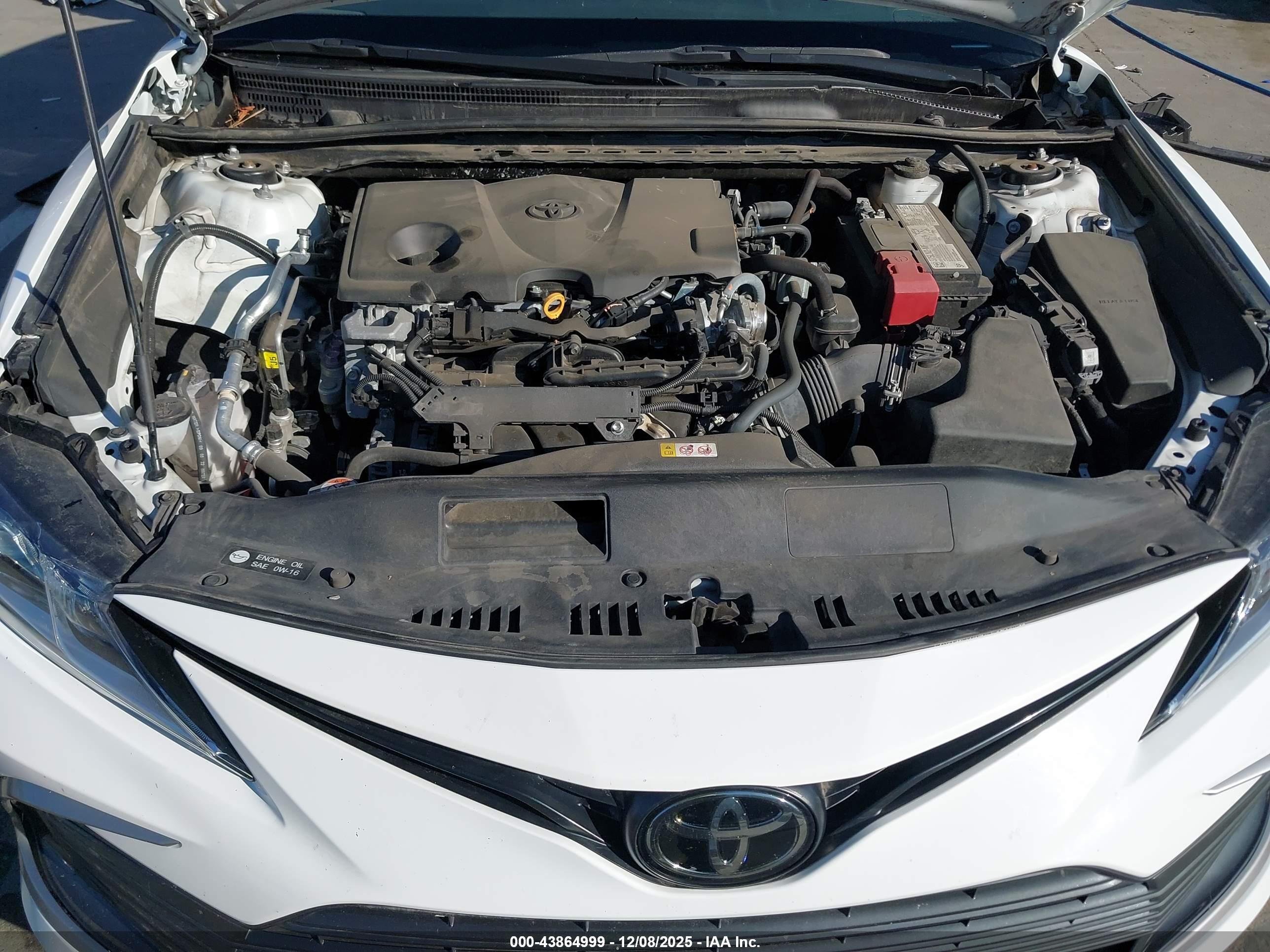 TOYOTA CAMRY image 10