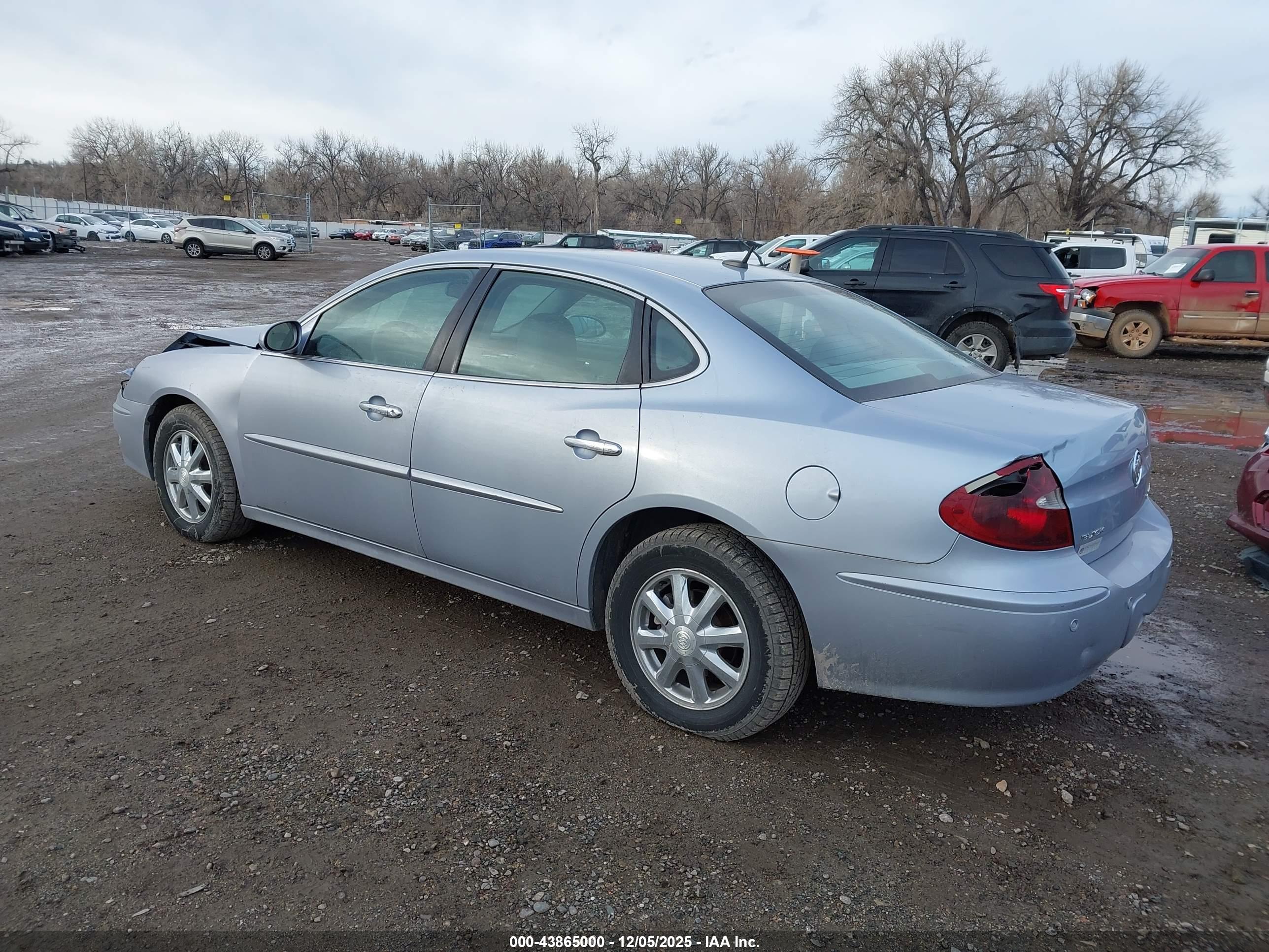 BUICK LACROSSE image 3