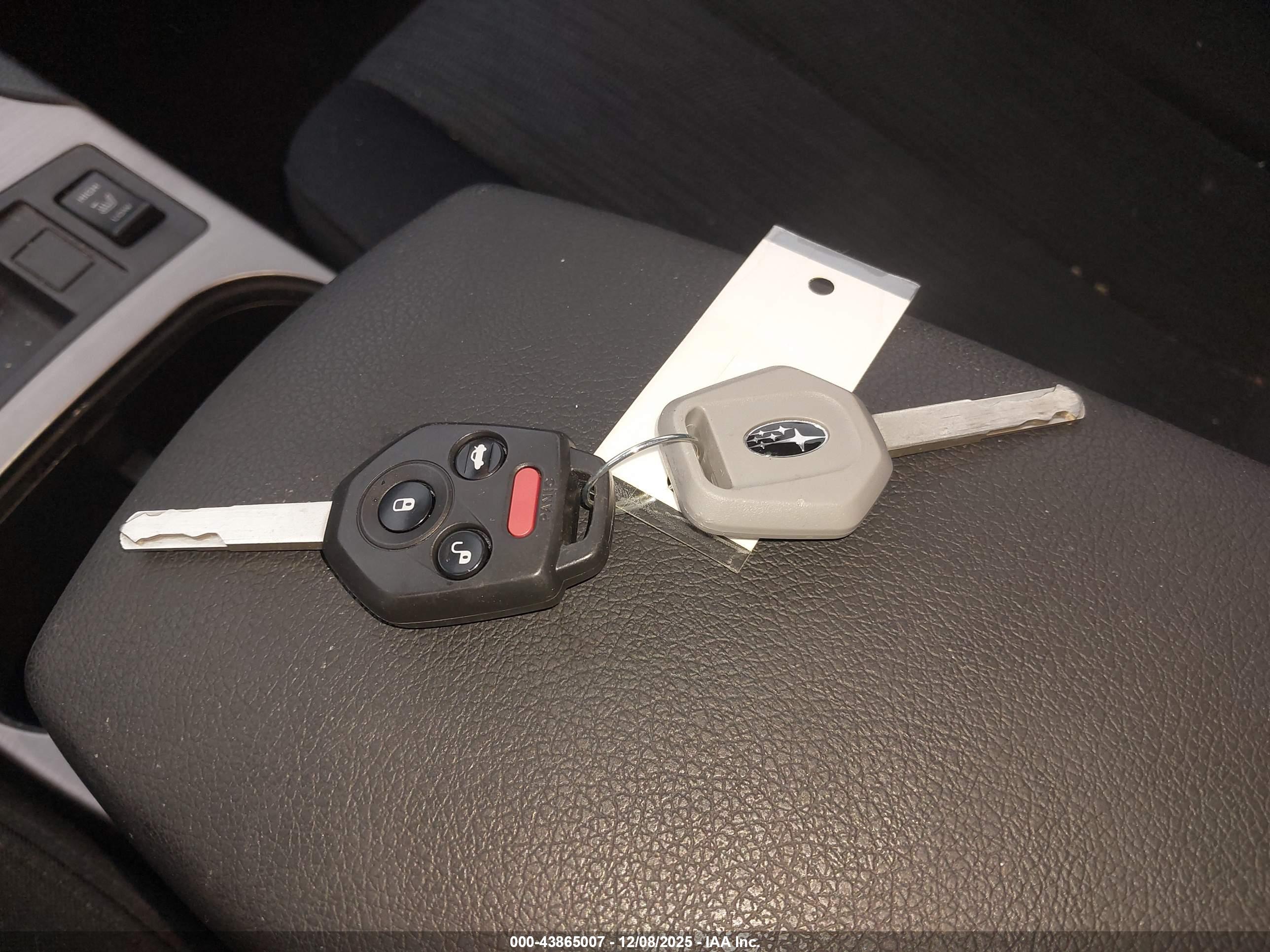 SUBARU LEGACY image 11