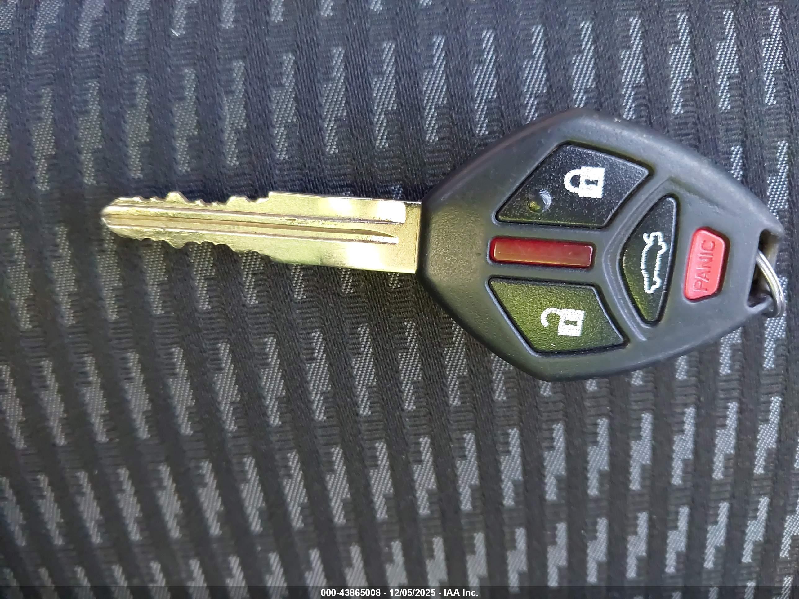 MITSUBISHI LANCER image 11