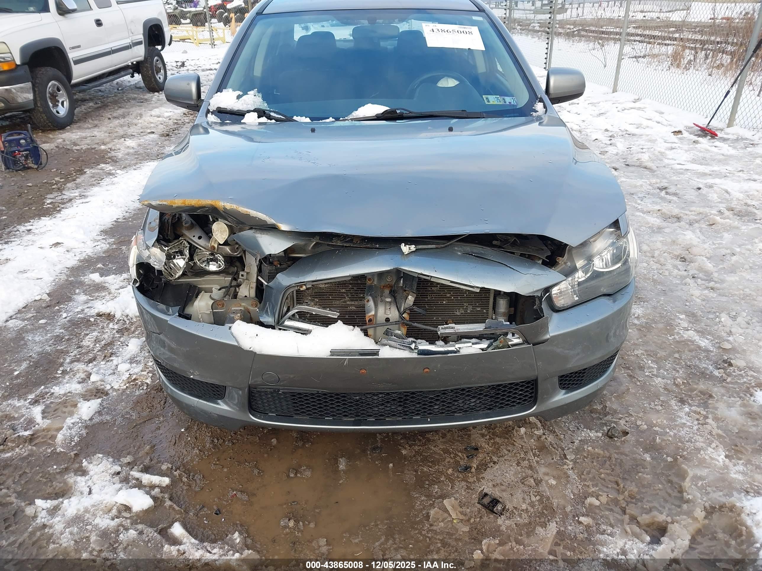 MITSUBISHI LANCER image 6