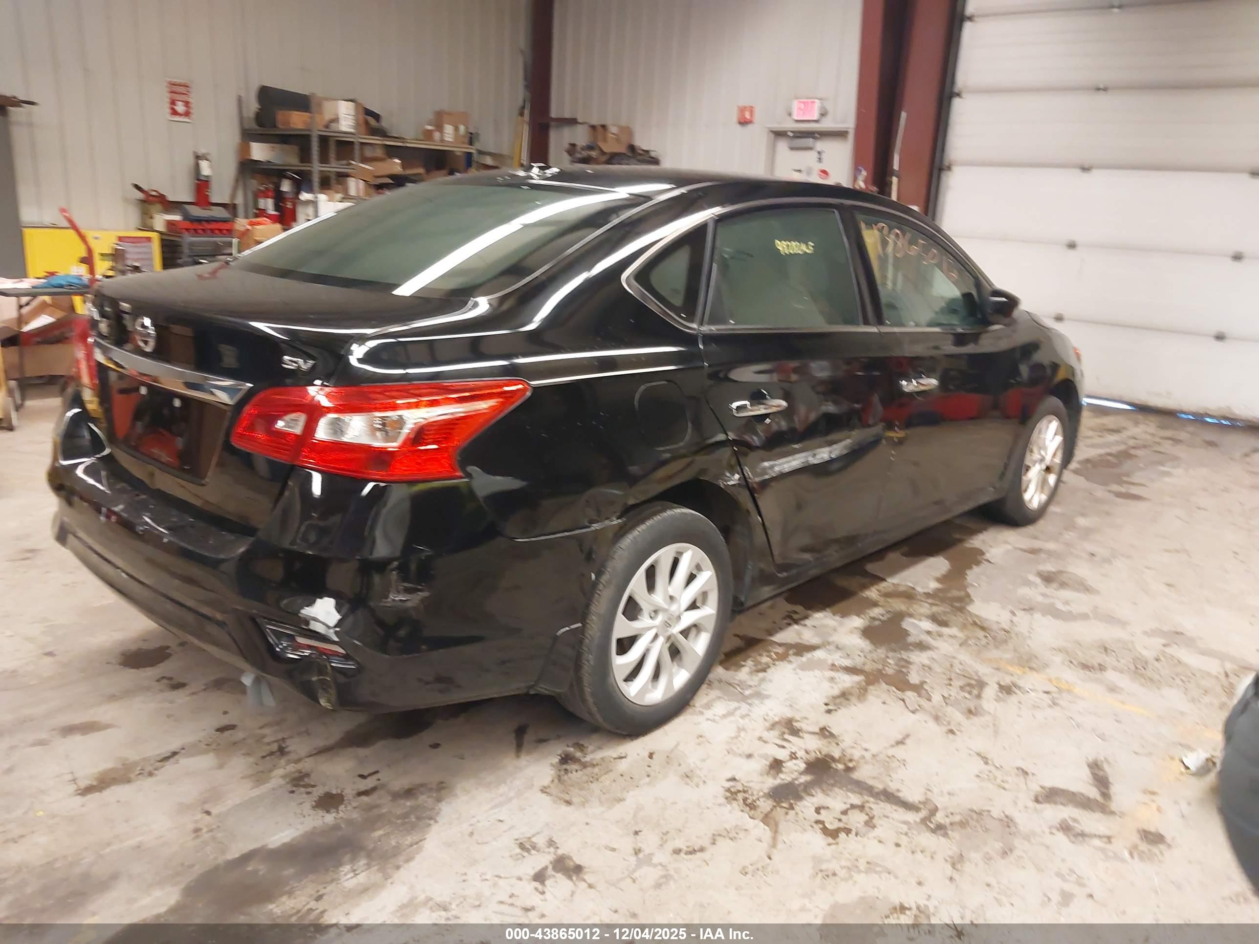 NISSAN SENTRA image 4