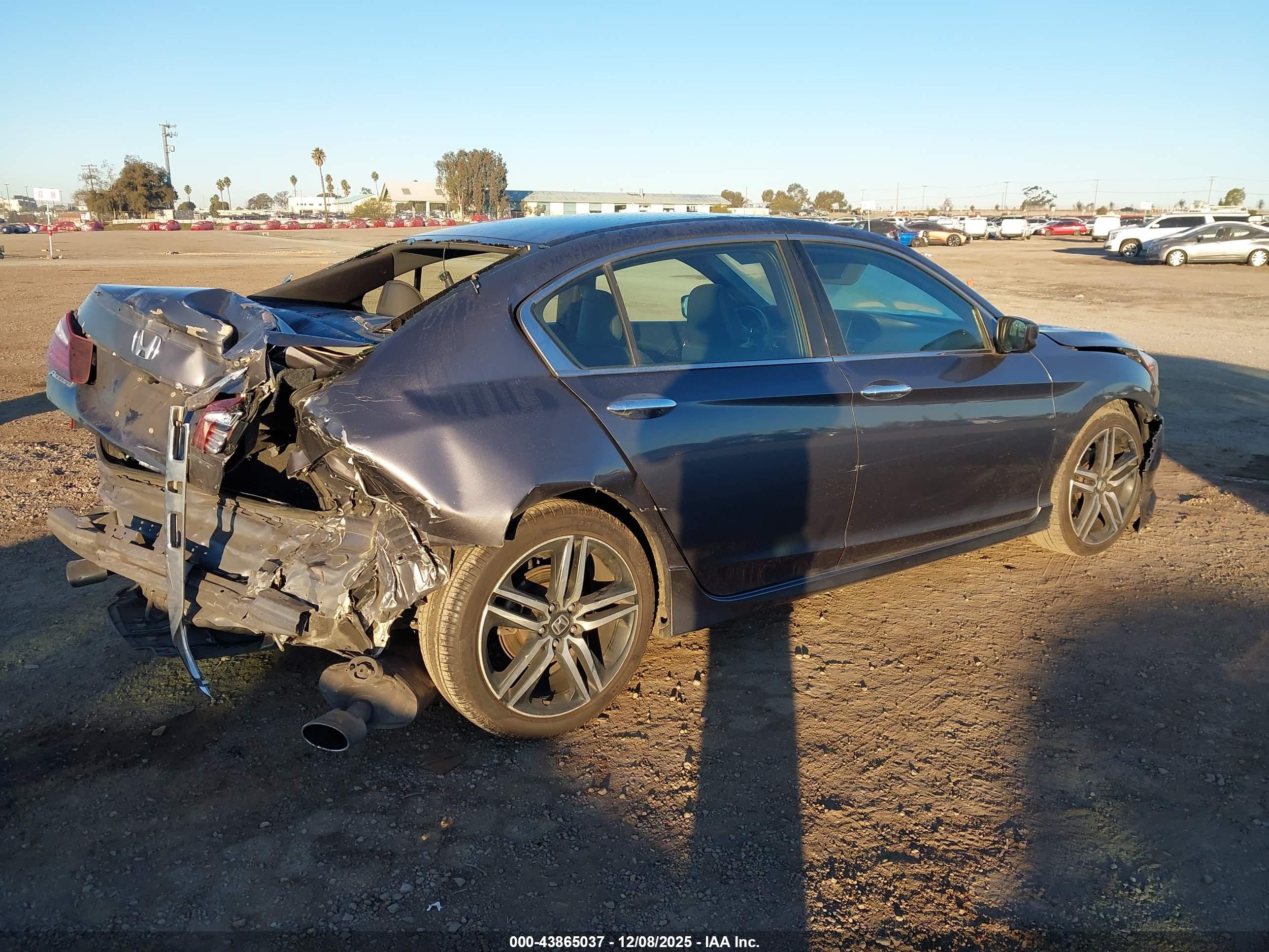HONDA ACCORD image 4