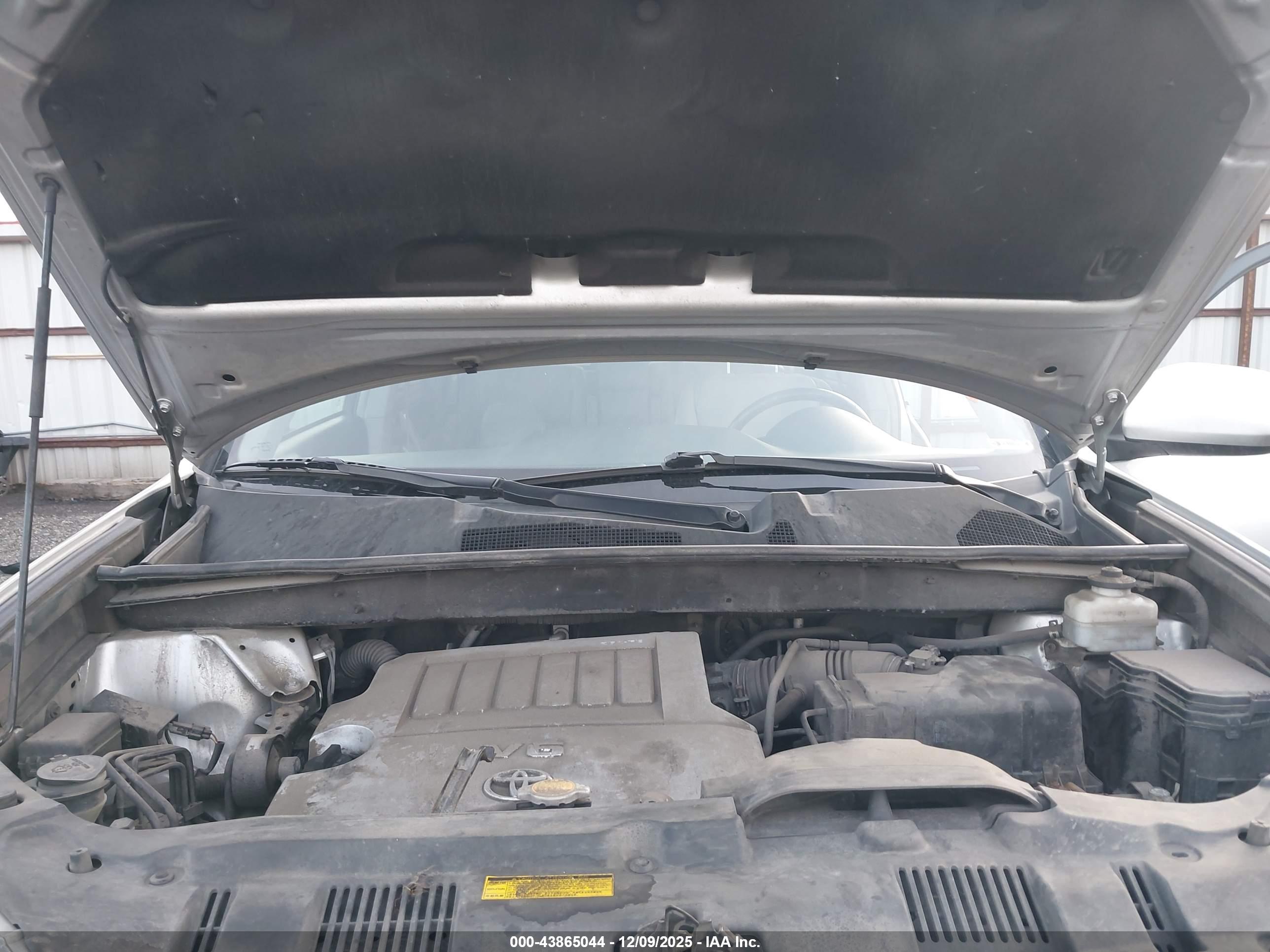 TOYOTA HIGHLANDER image 10