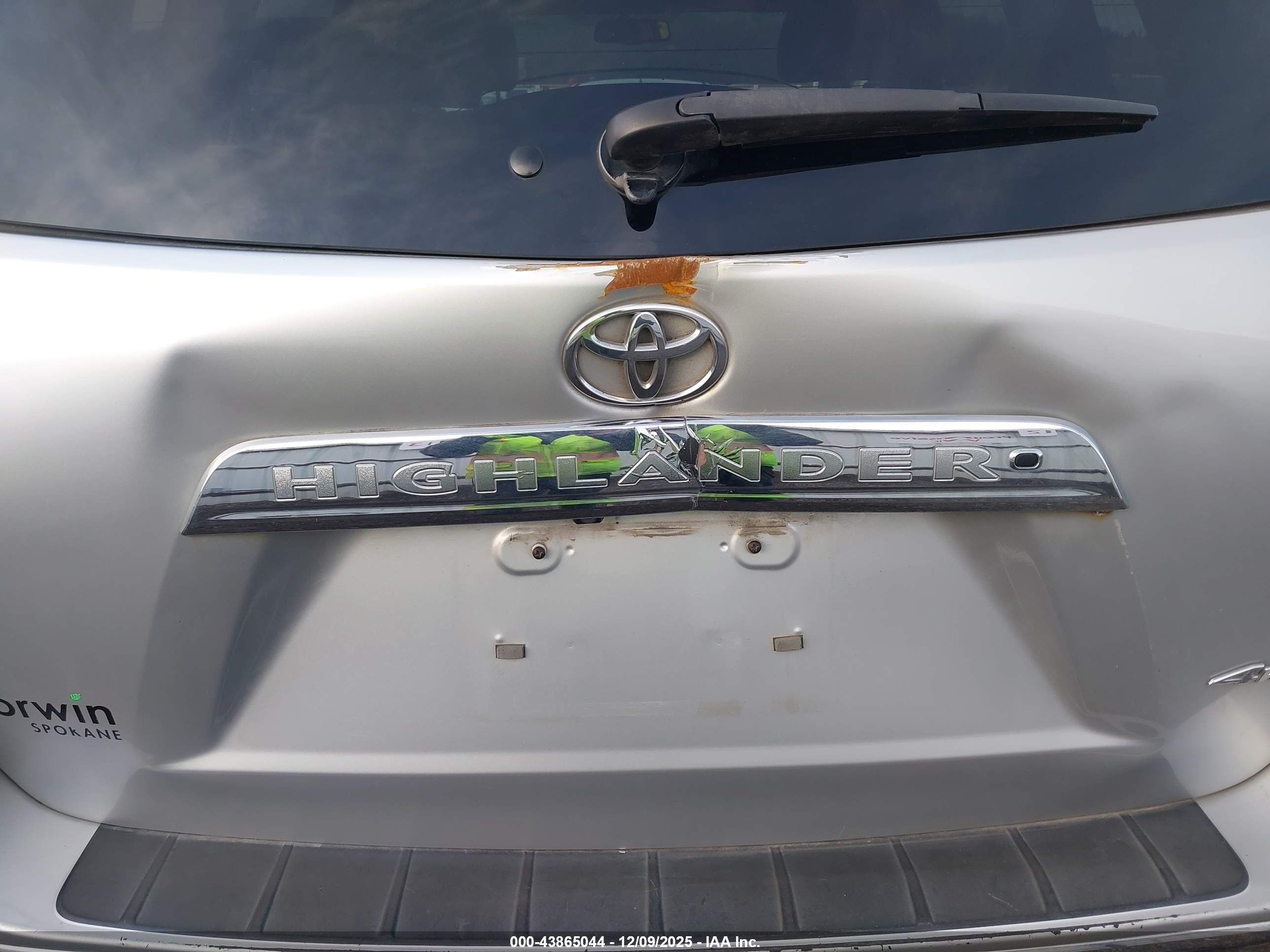 TOYOTA HIGHLANDER image 6