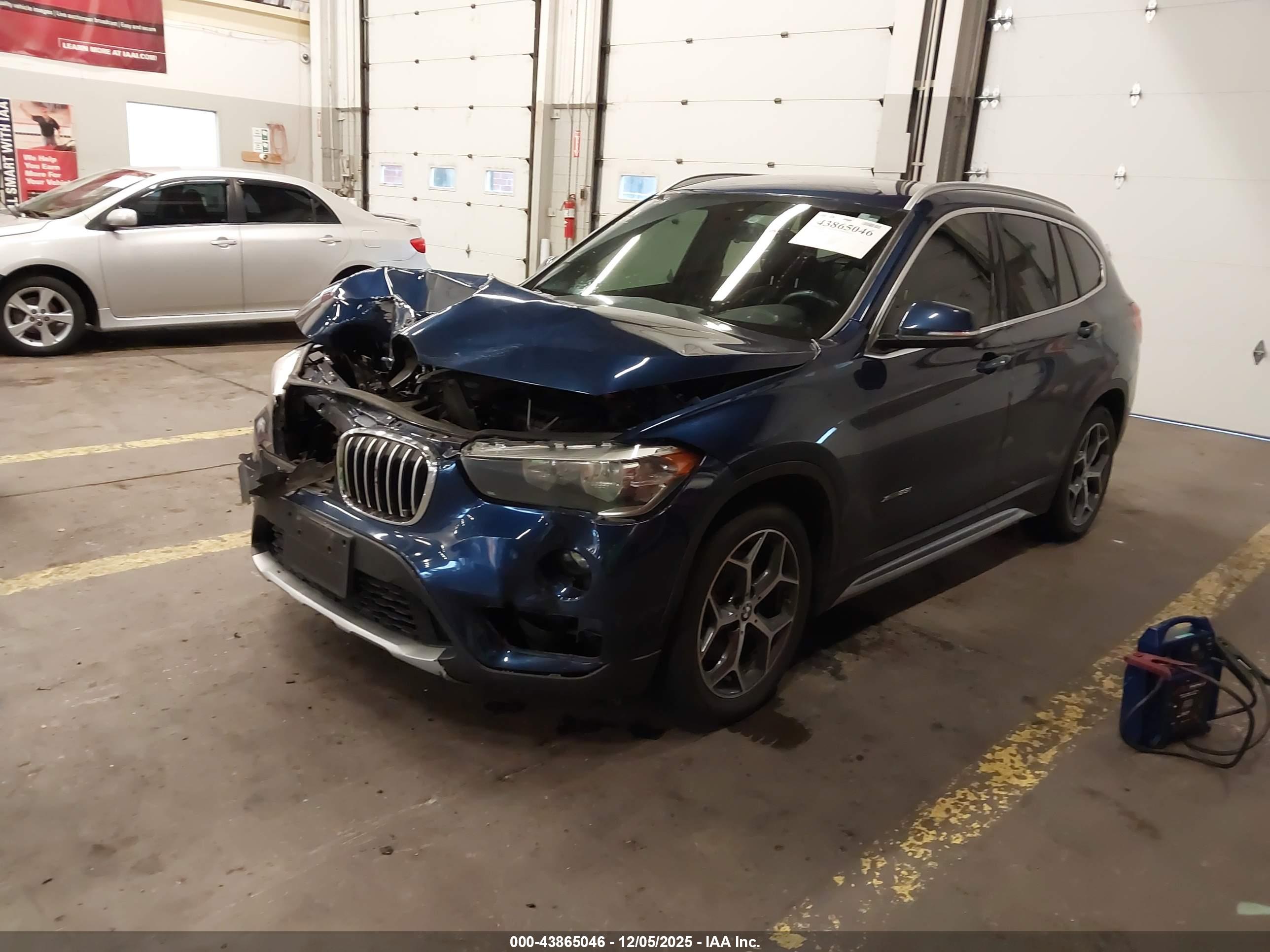 BMW X1 image 2