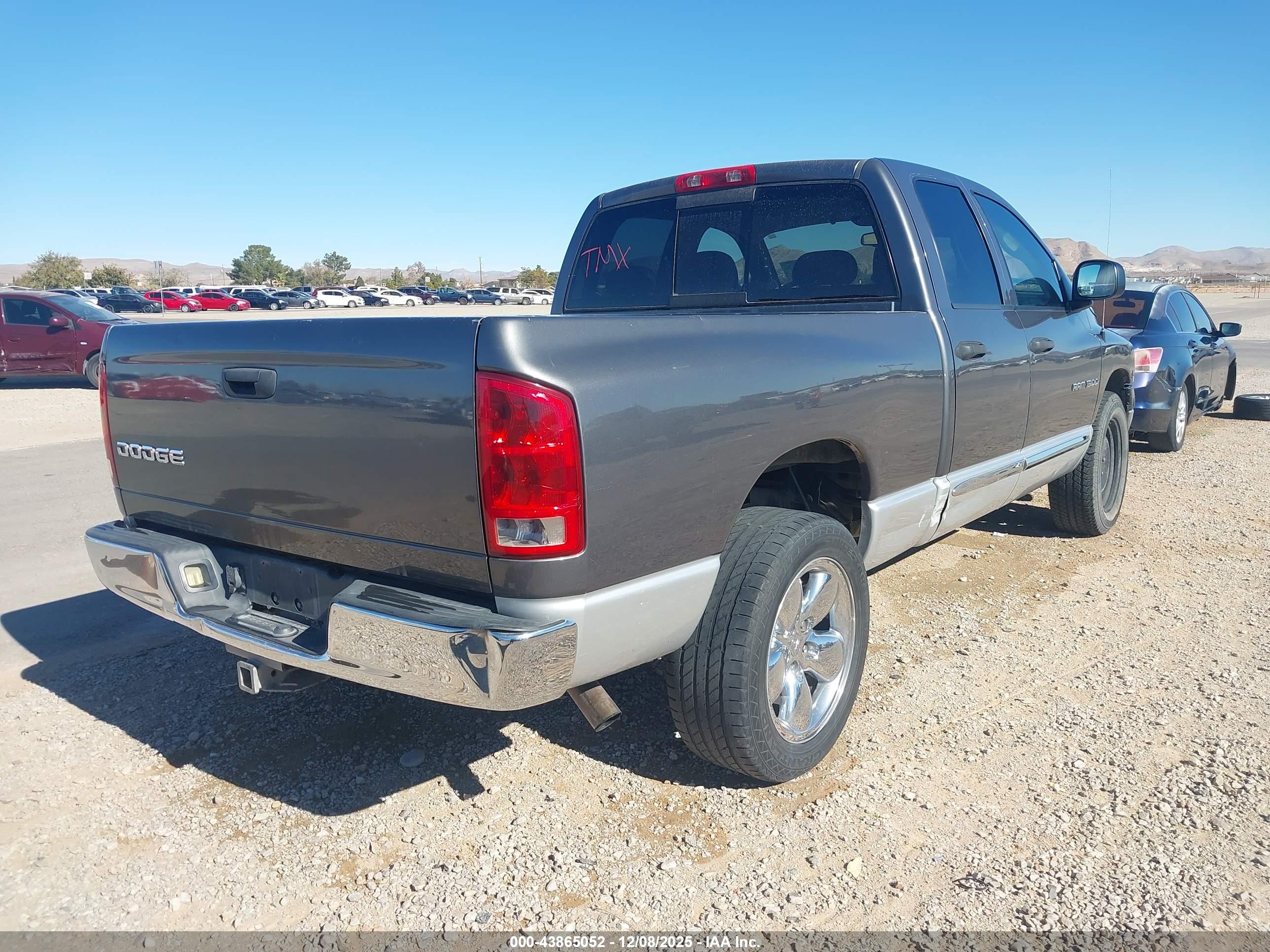 DODGE RAM image 4