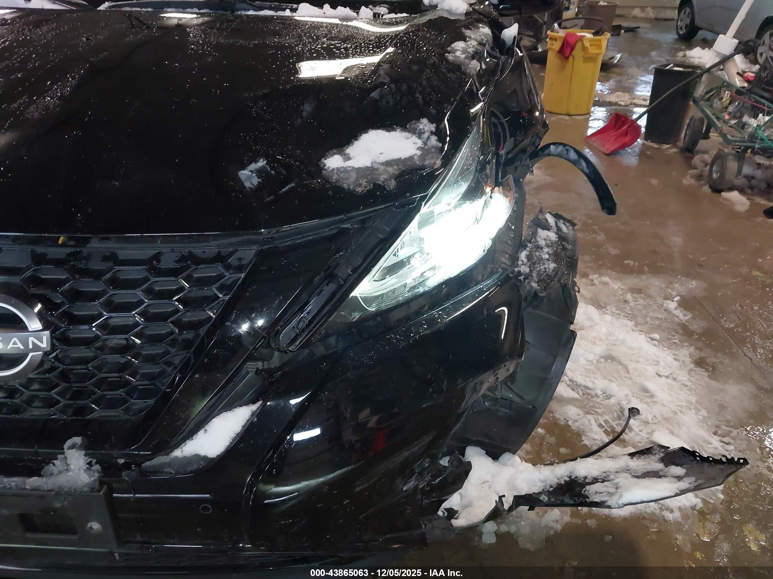NISSAN MURANO image 6