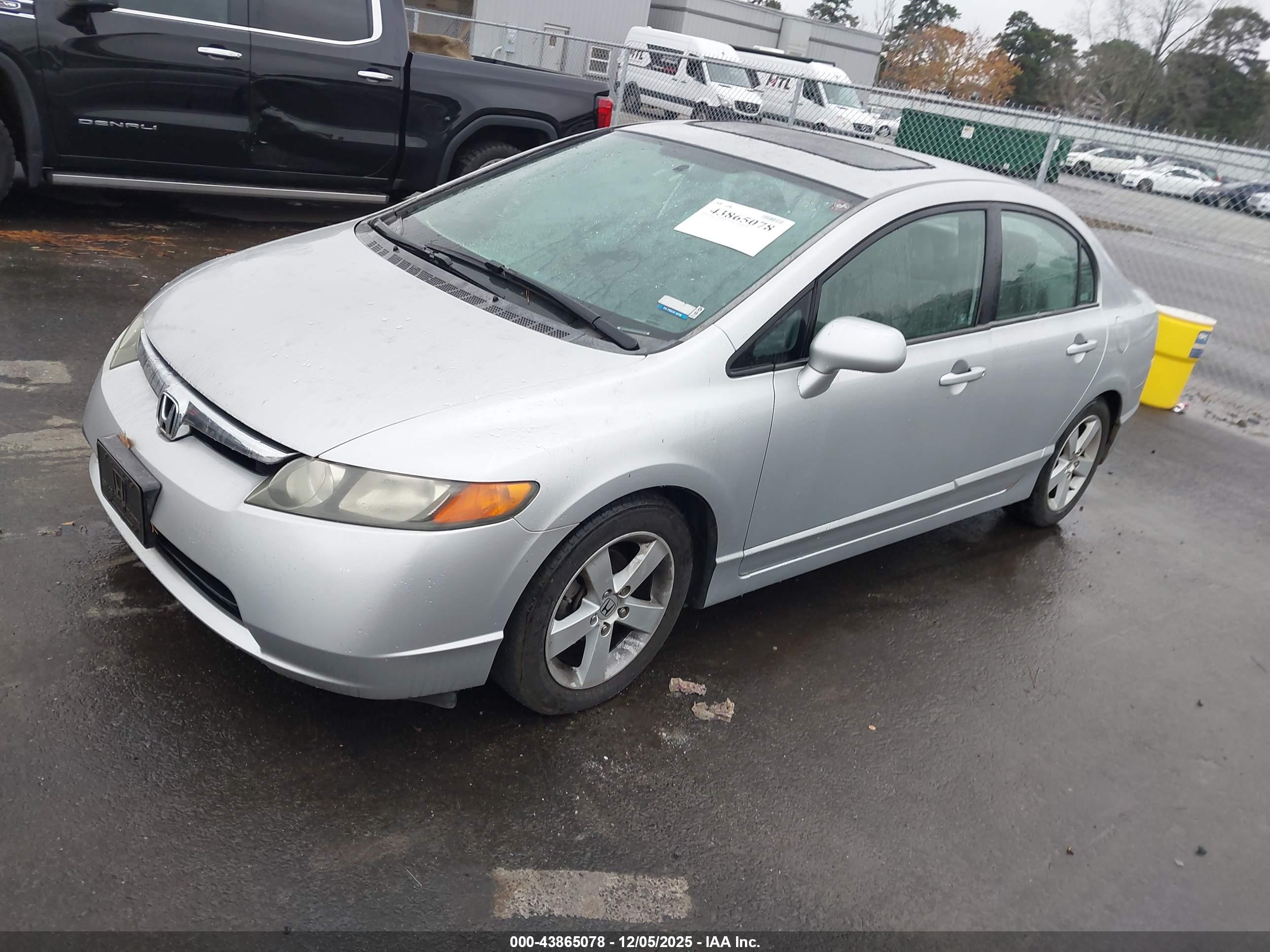 HONDA CIVIC image 2