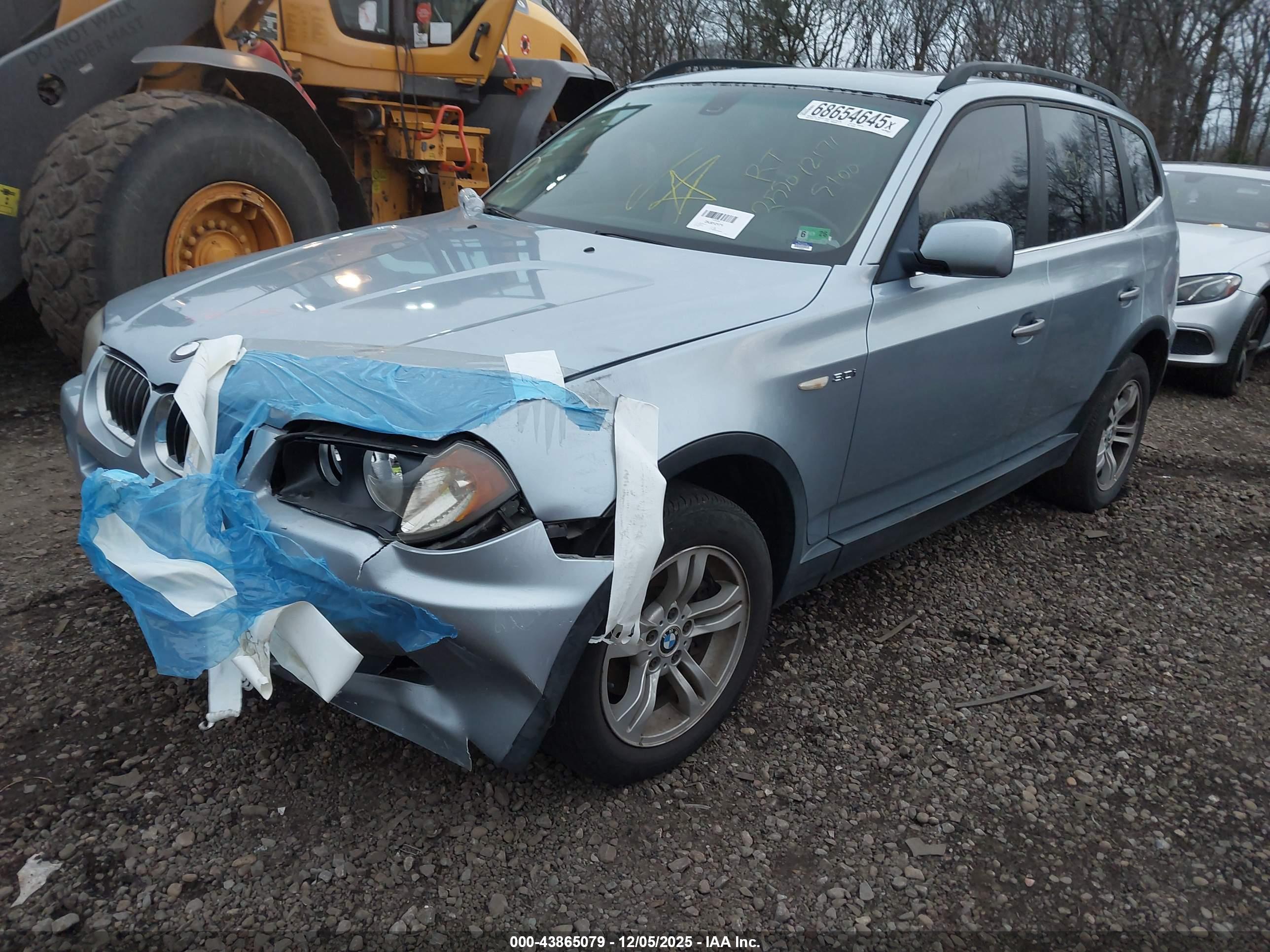 BMW X3 image 2