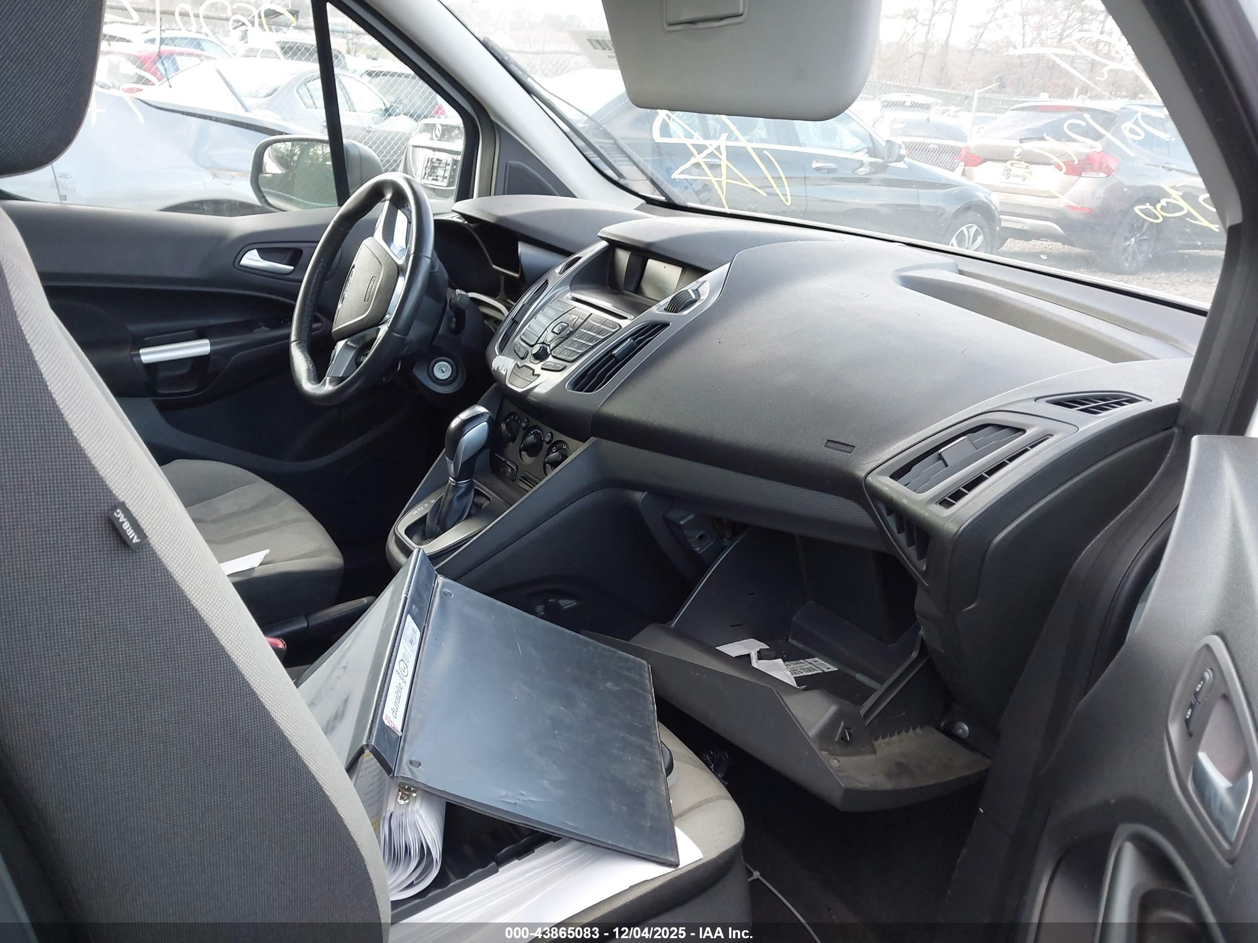 FORD TRANSIT image 5