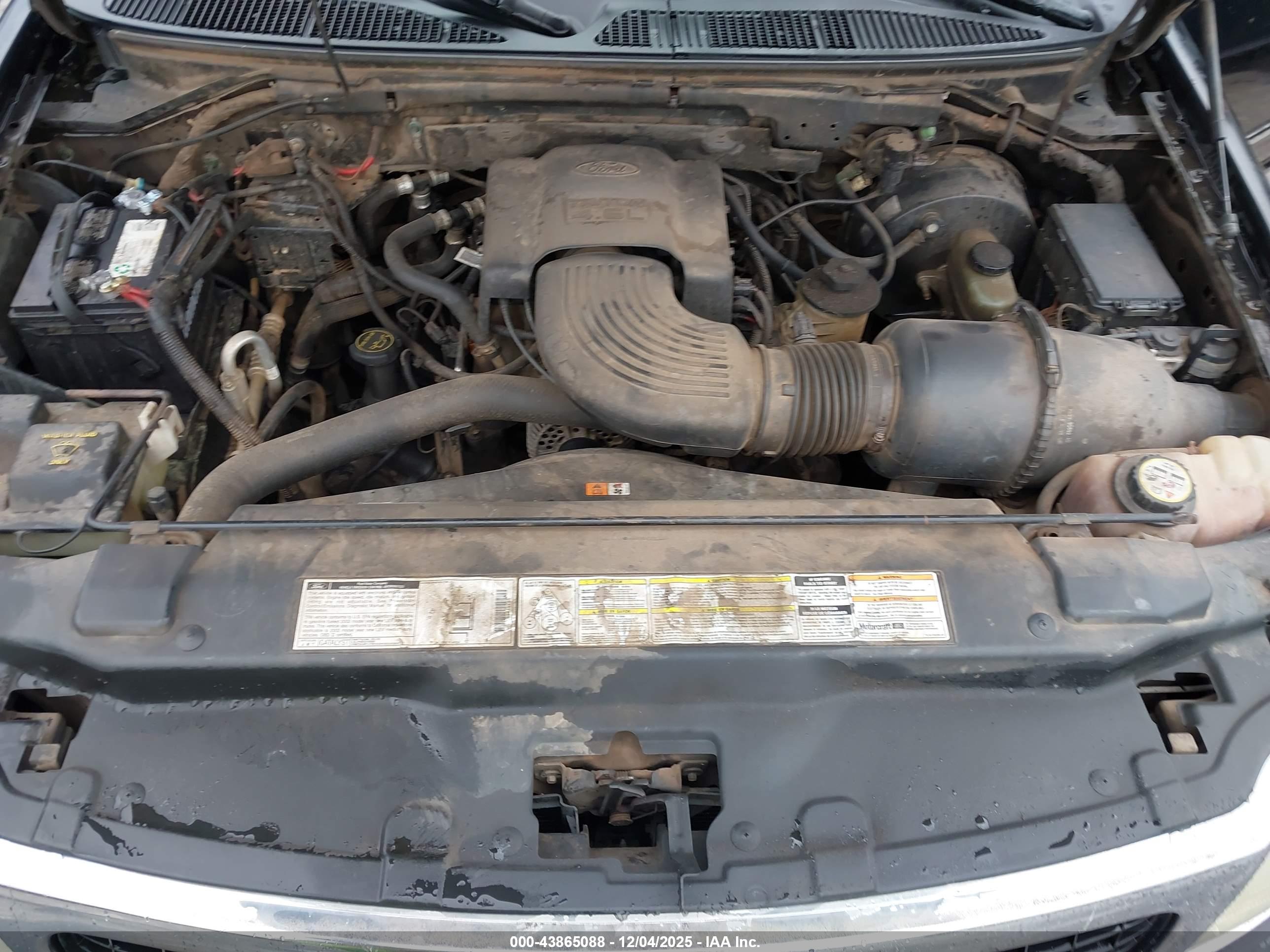 FORD EXPEDITION image 10