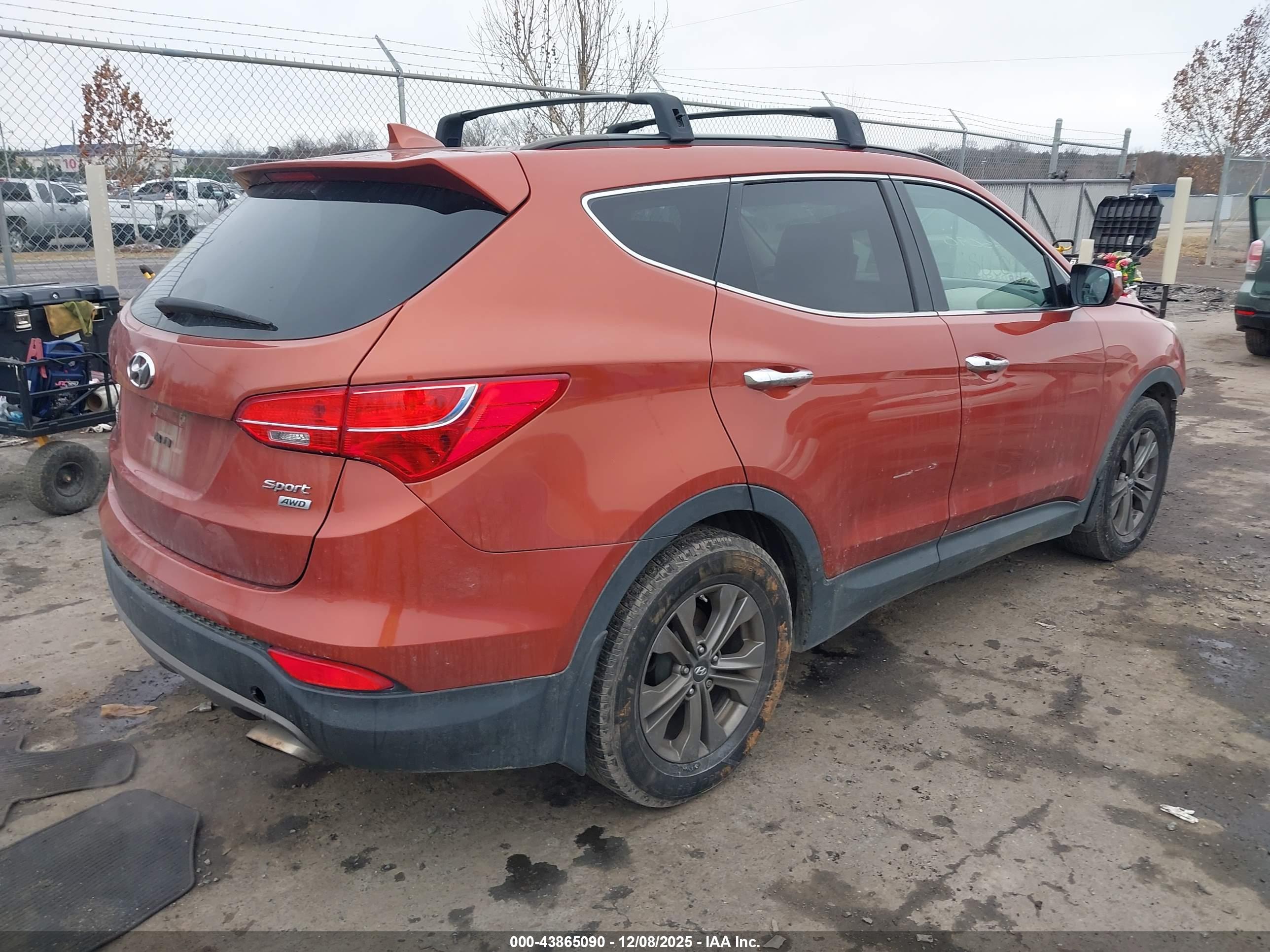 HYUNDAI SANTA image 4