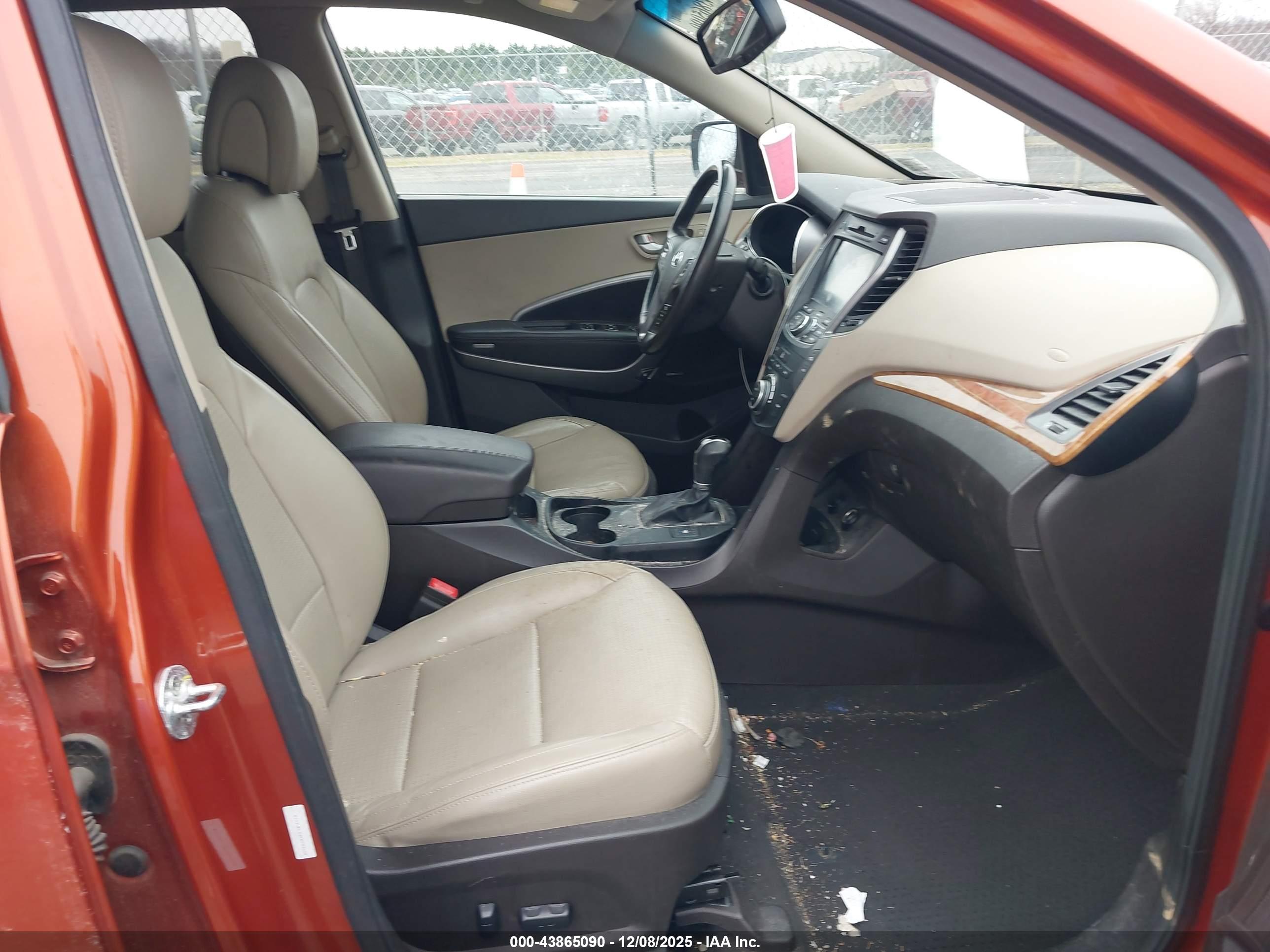 HYUNDAI SANTA image 5
