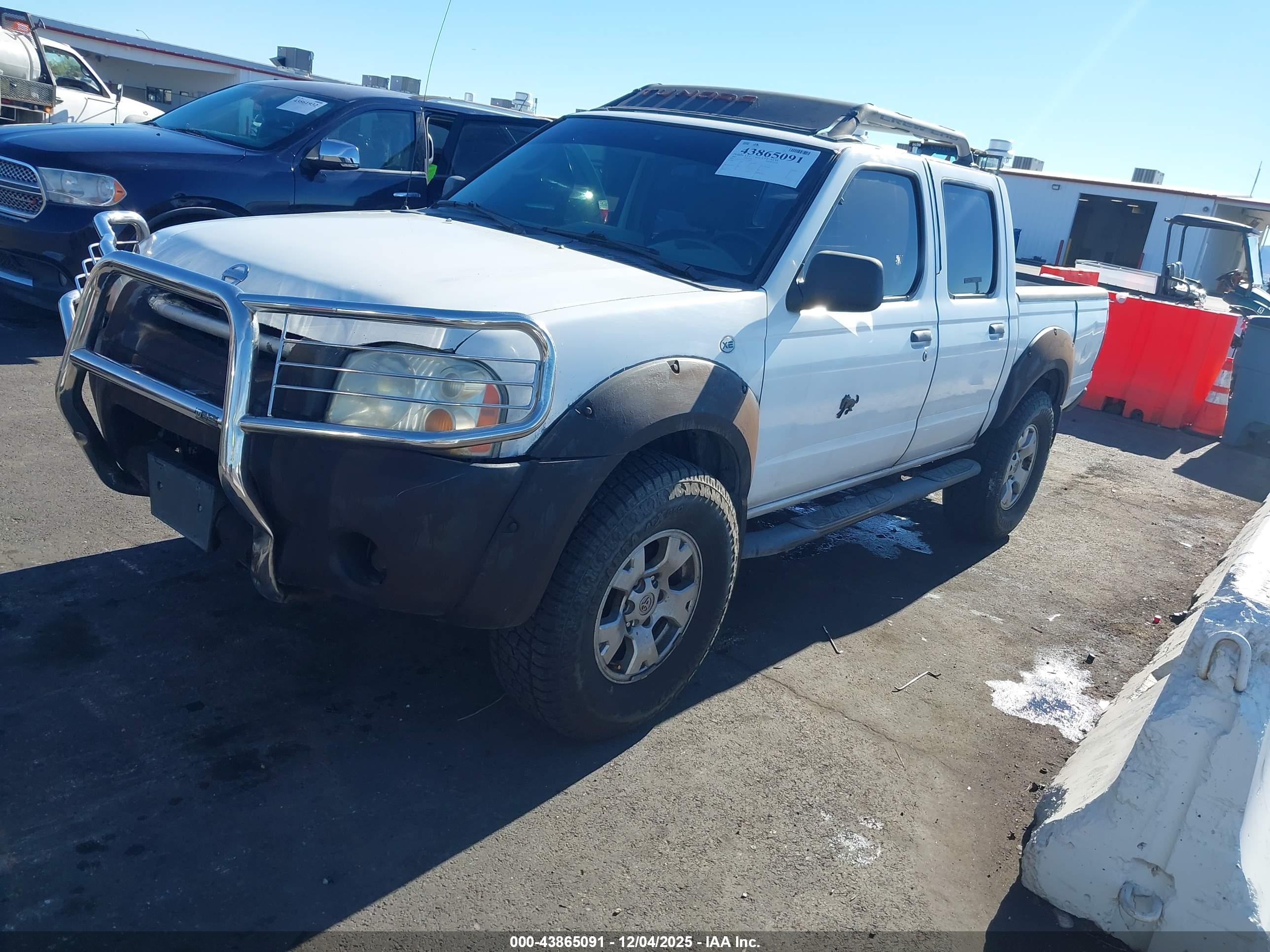 NISSAN FRONTIER image 2