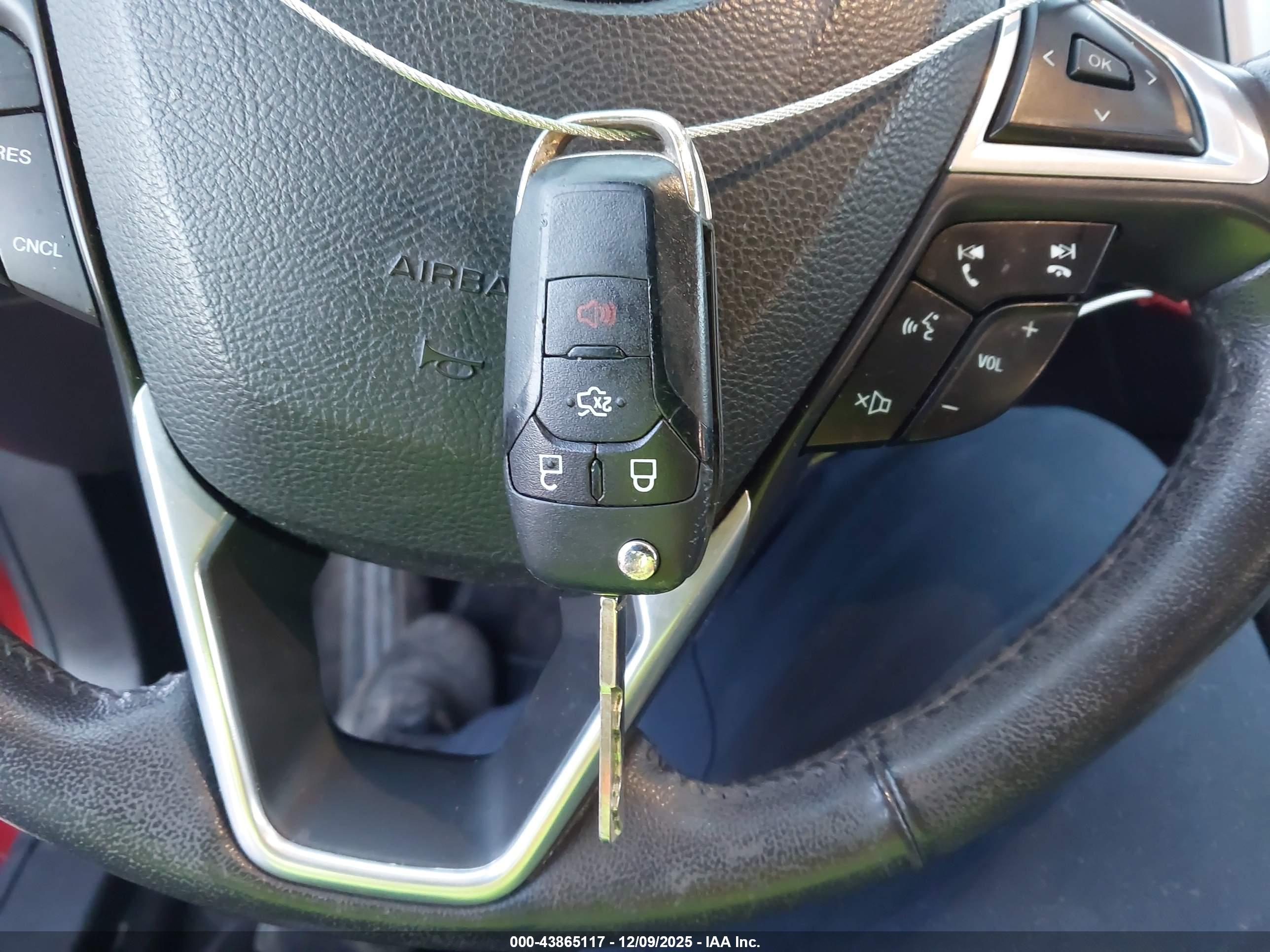 FORD FUSION image 11