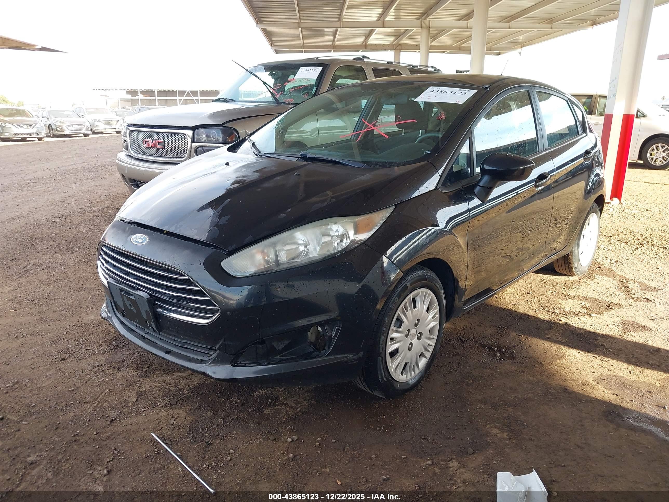 FORD FIESTA image 2