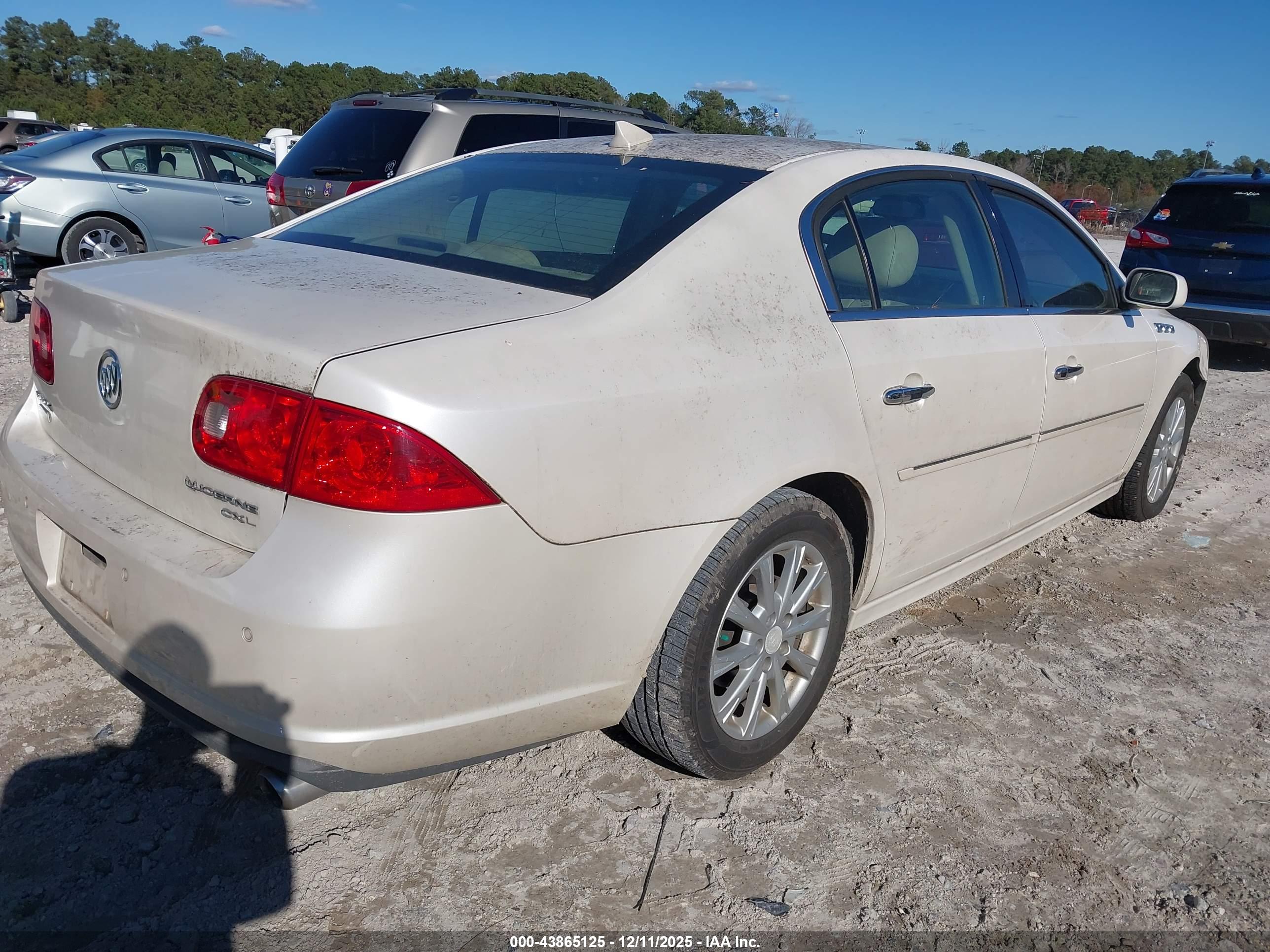 BUICK LUCERNE image 4