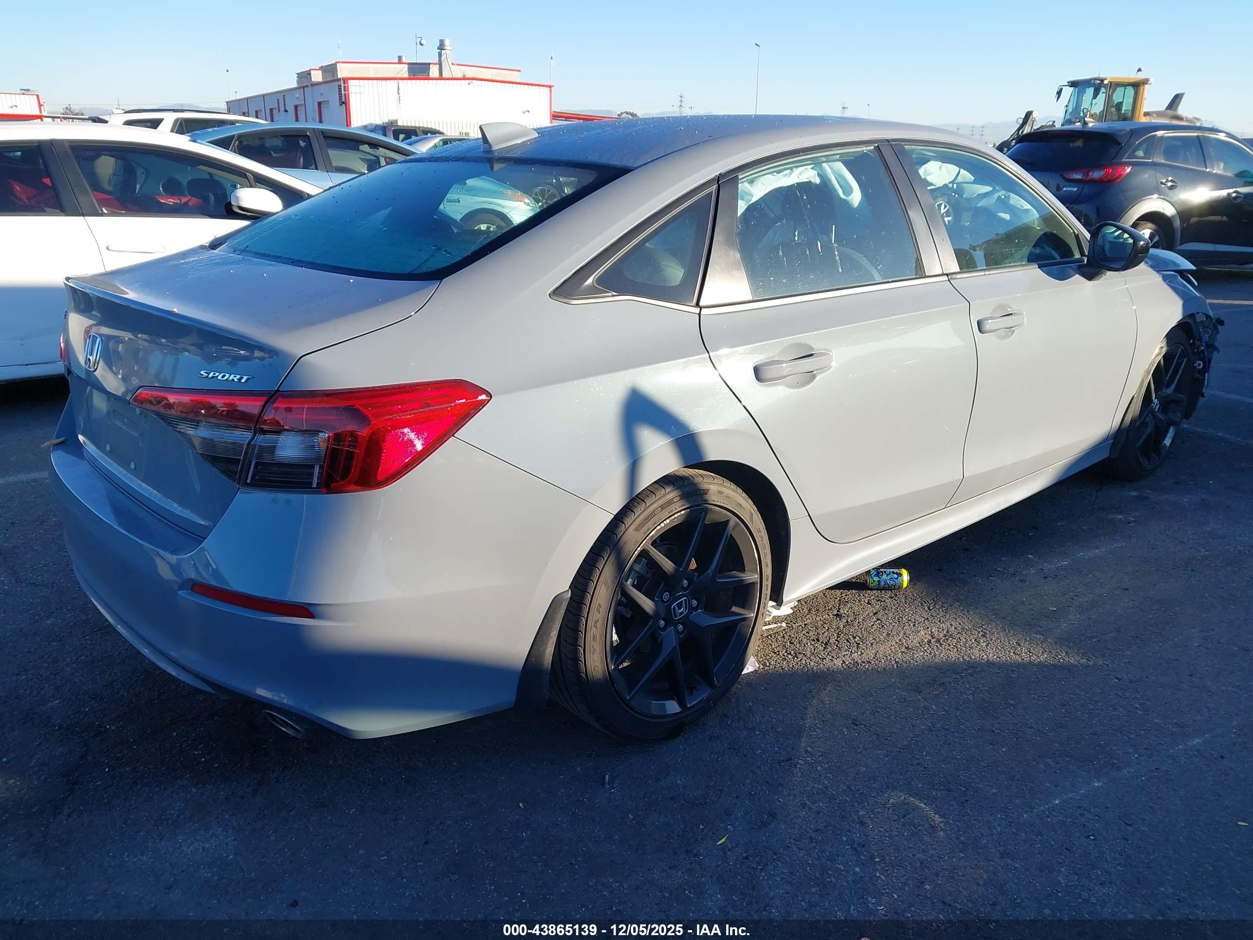 HONDA CIVIC image 4