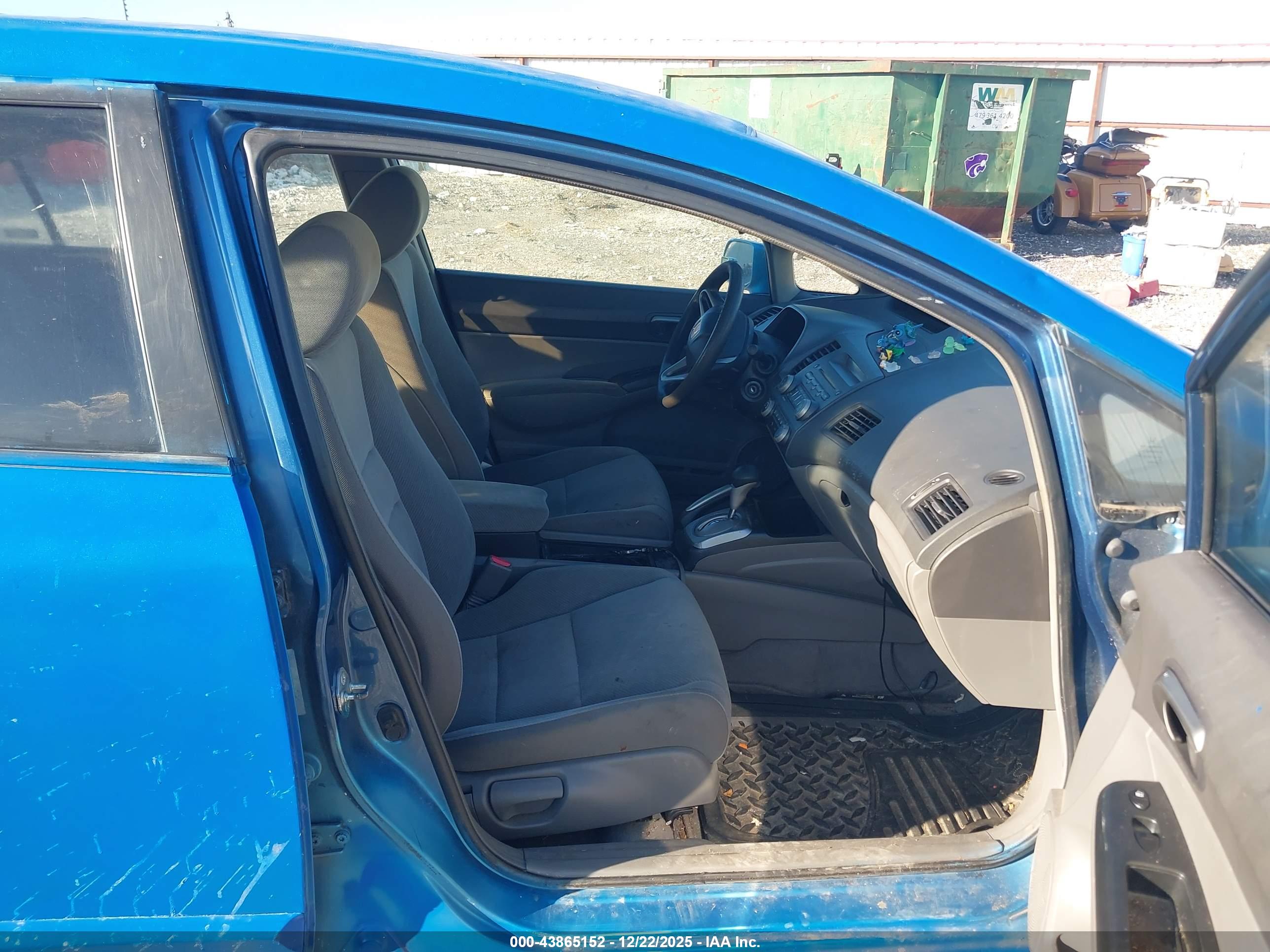 HONDA CIVIC image 5