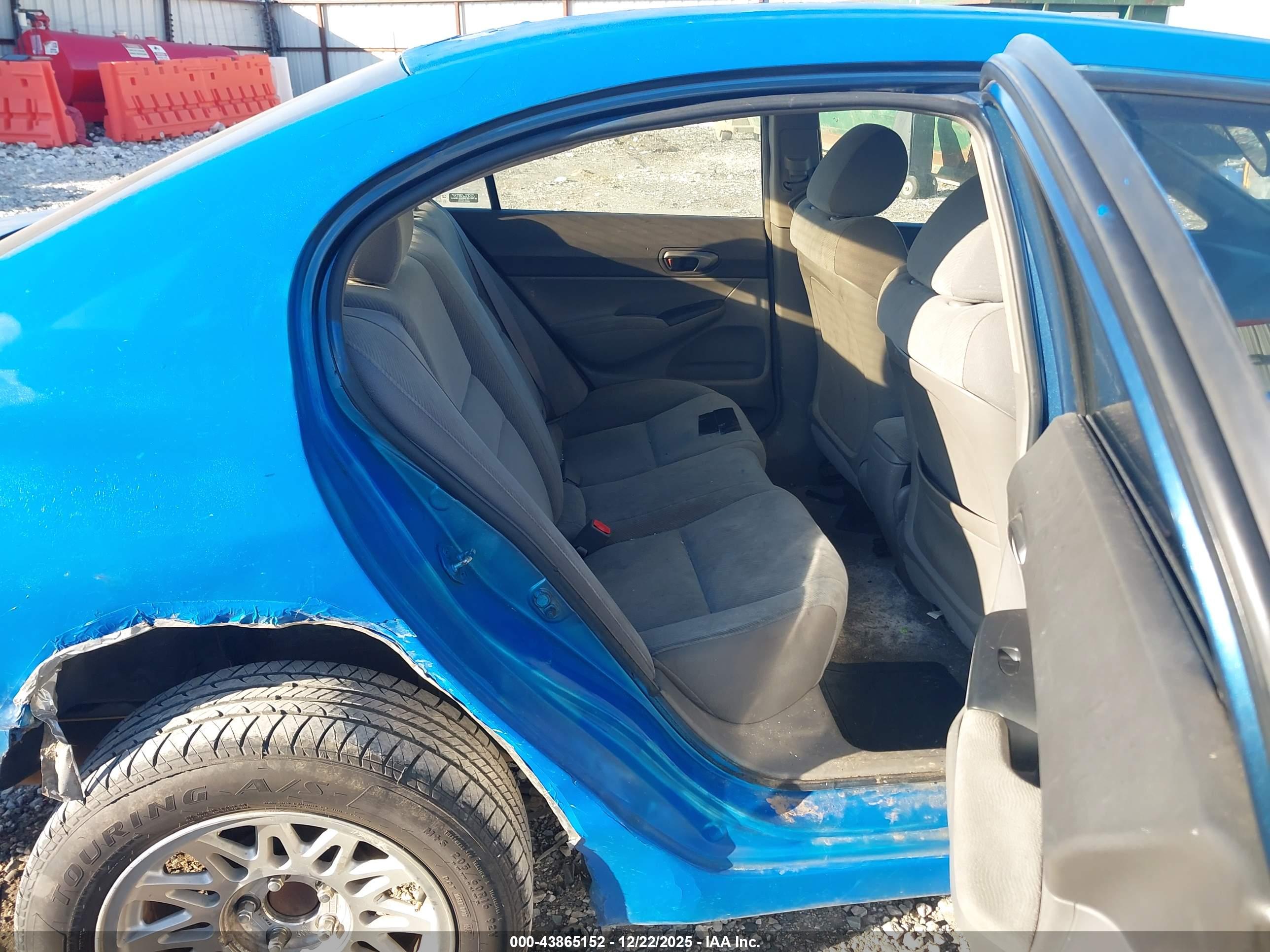 HONDA CIVIC image 8