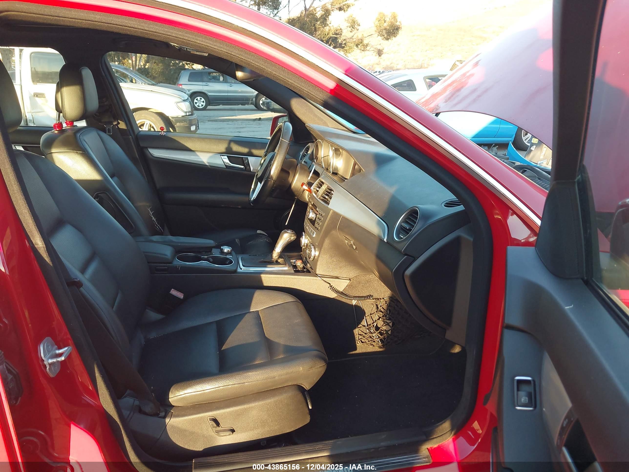 MERCEDES-BENZ C image 5