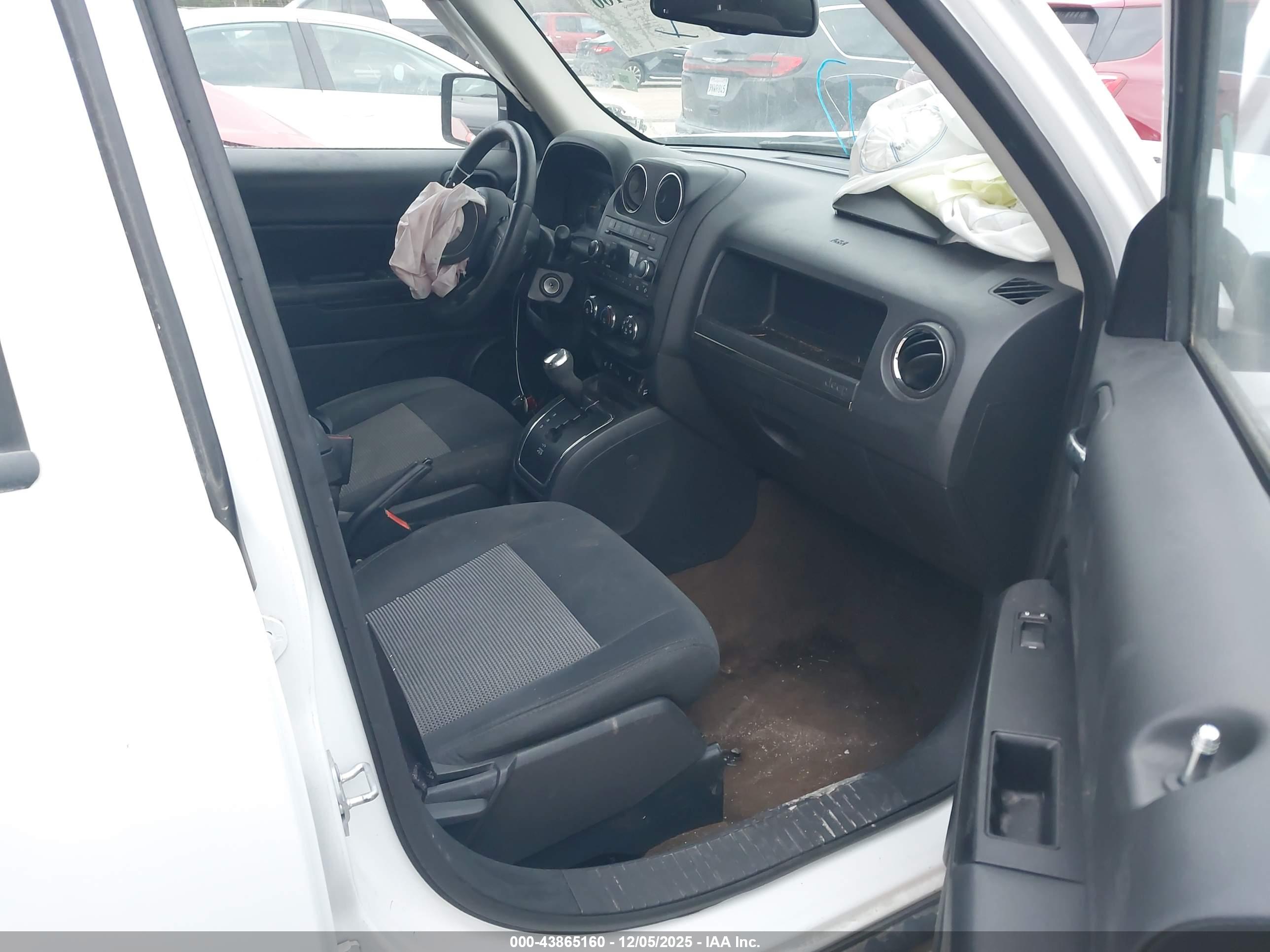 JEEP PATRIOT image 5