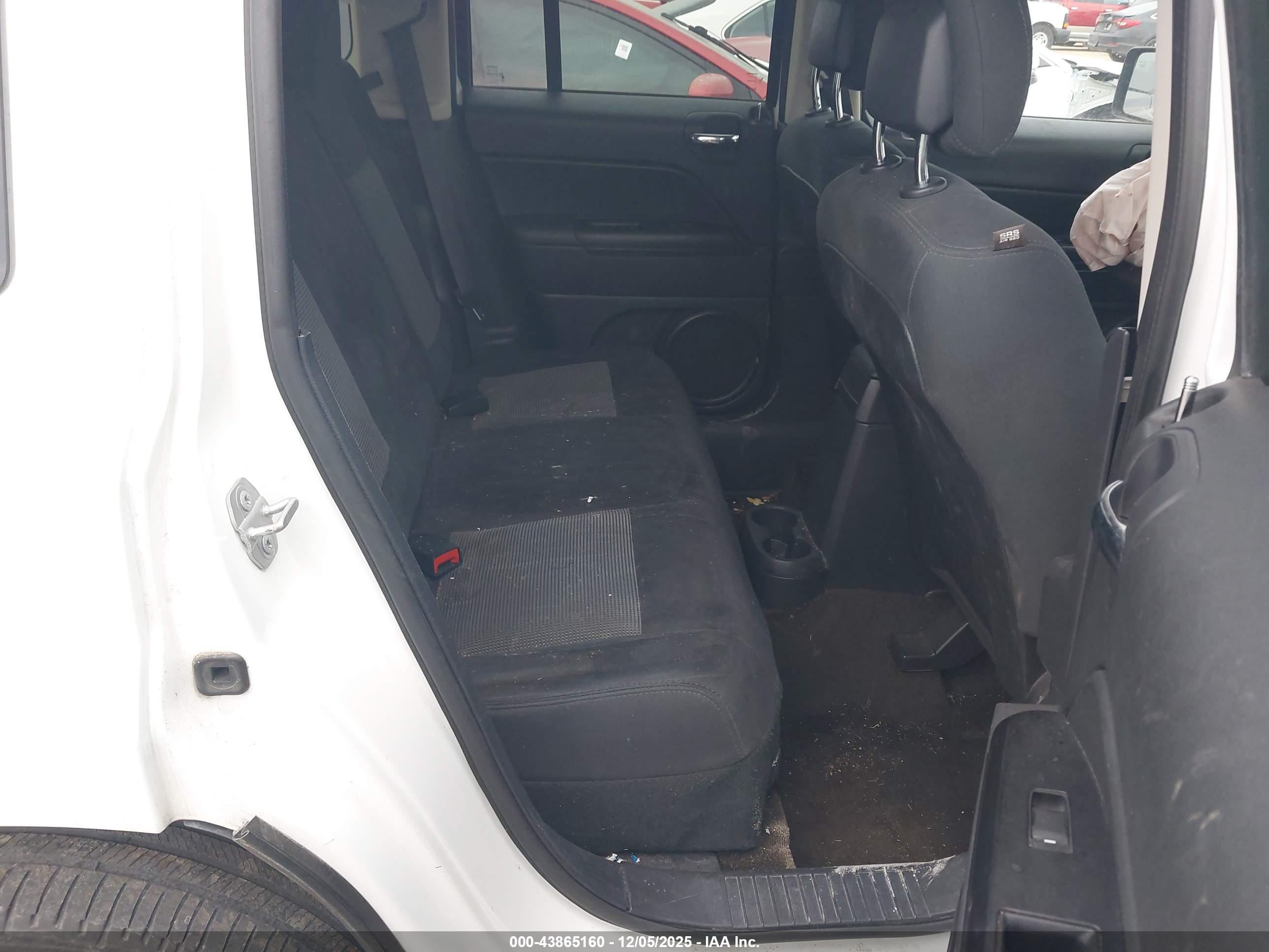 JEEP PATRIOT image 8