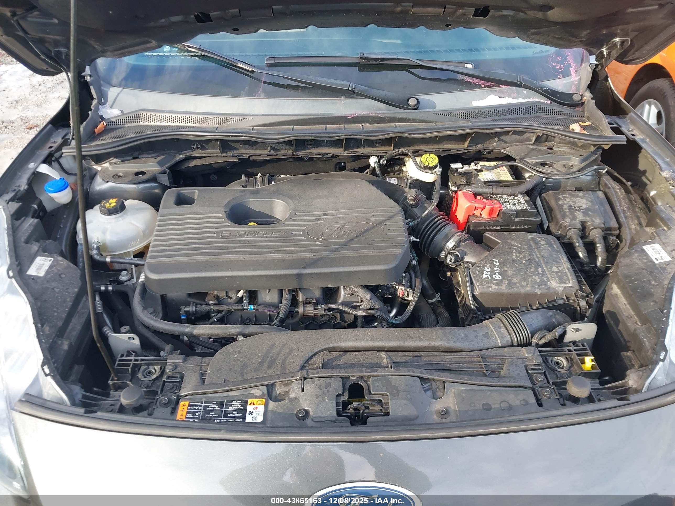 FORD ESCAPE image 10