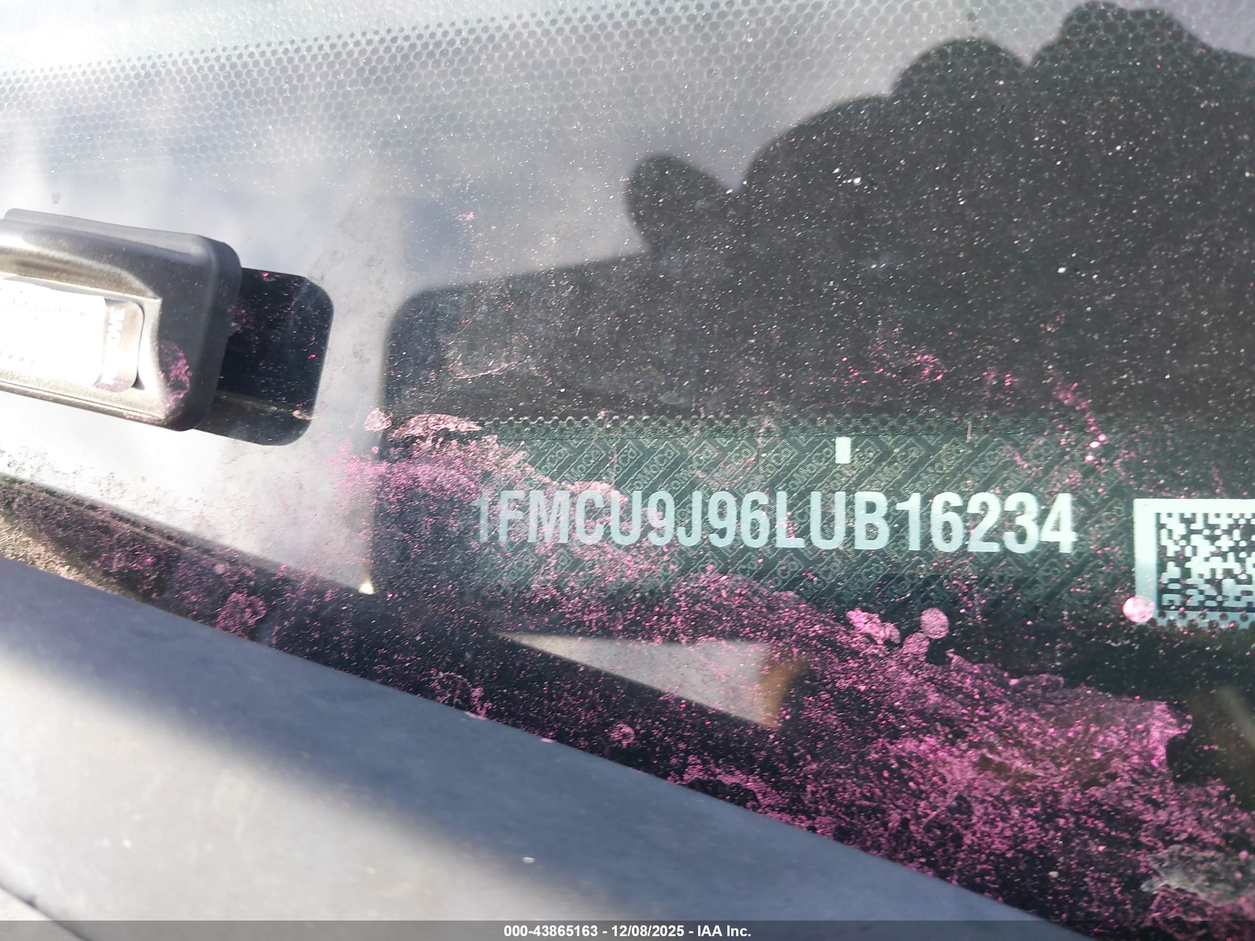 FORD ESCAPE image 9
