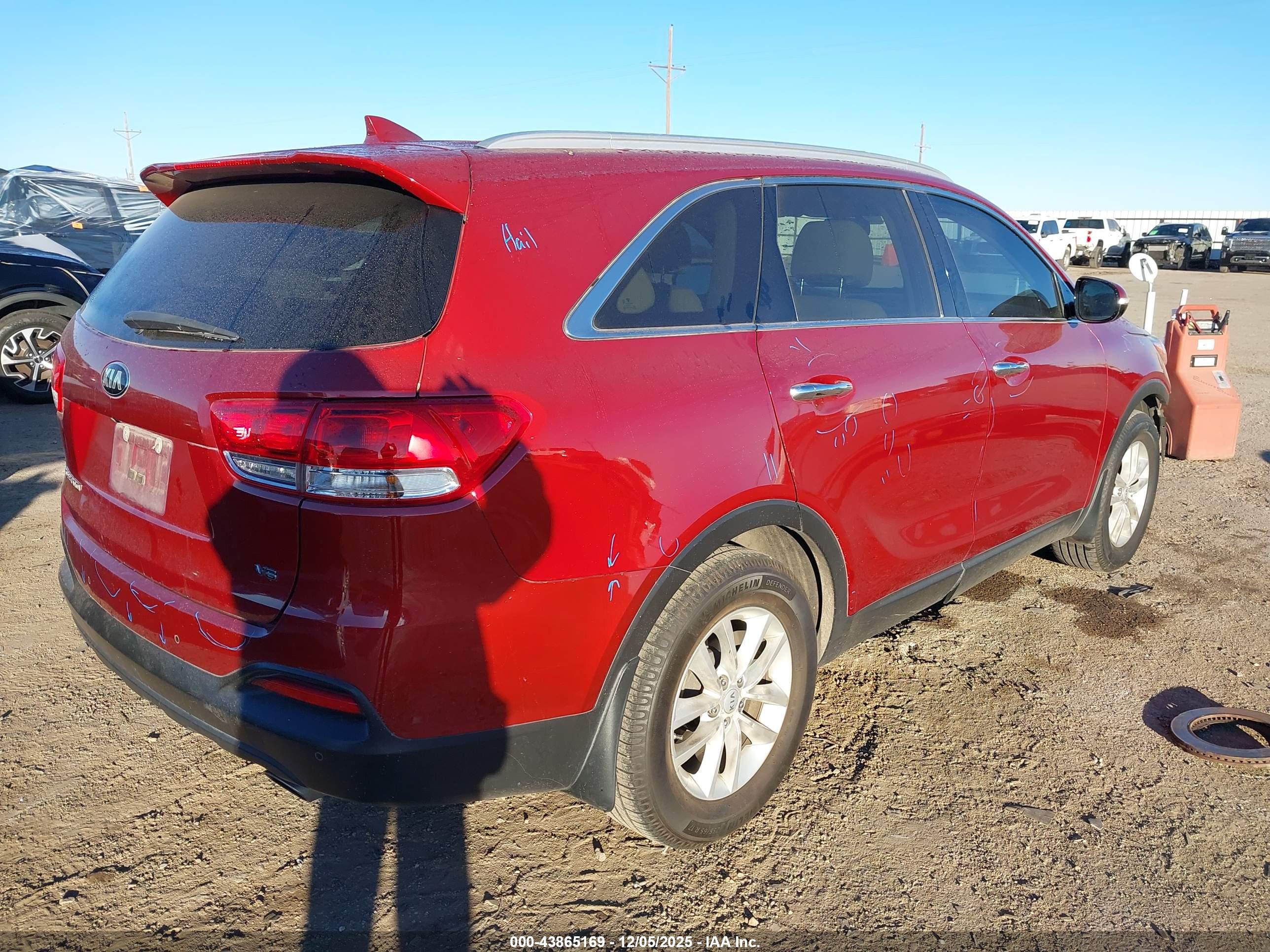 KIA SORENTO image 4