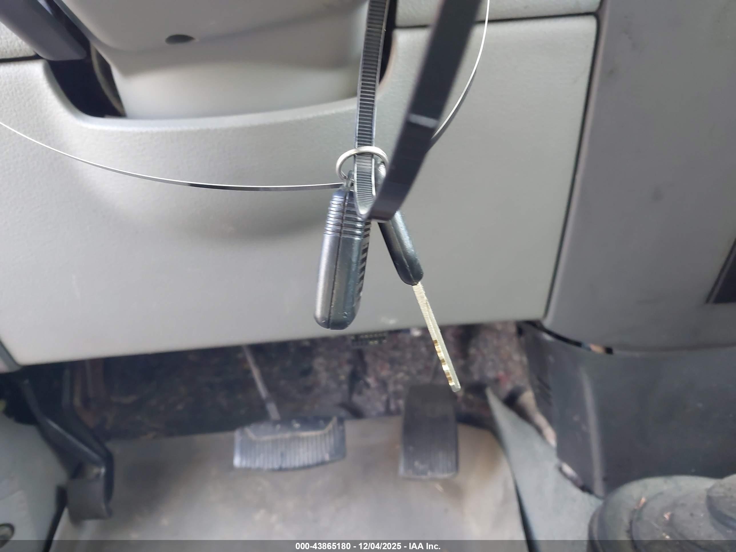 FORD F-150 image 11