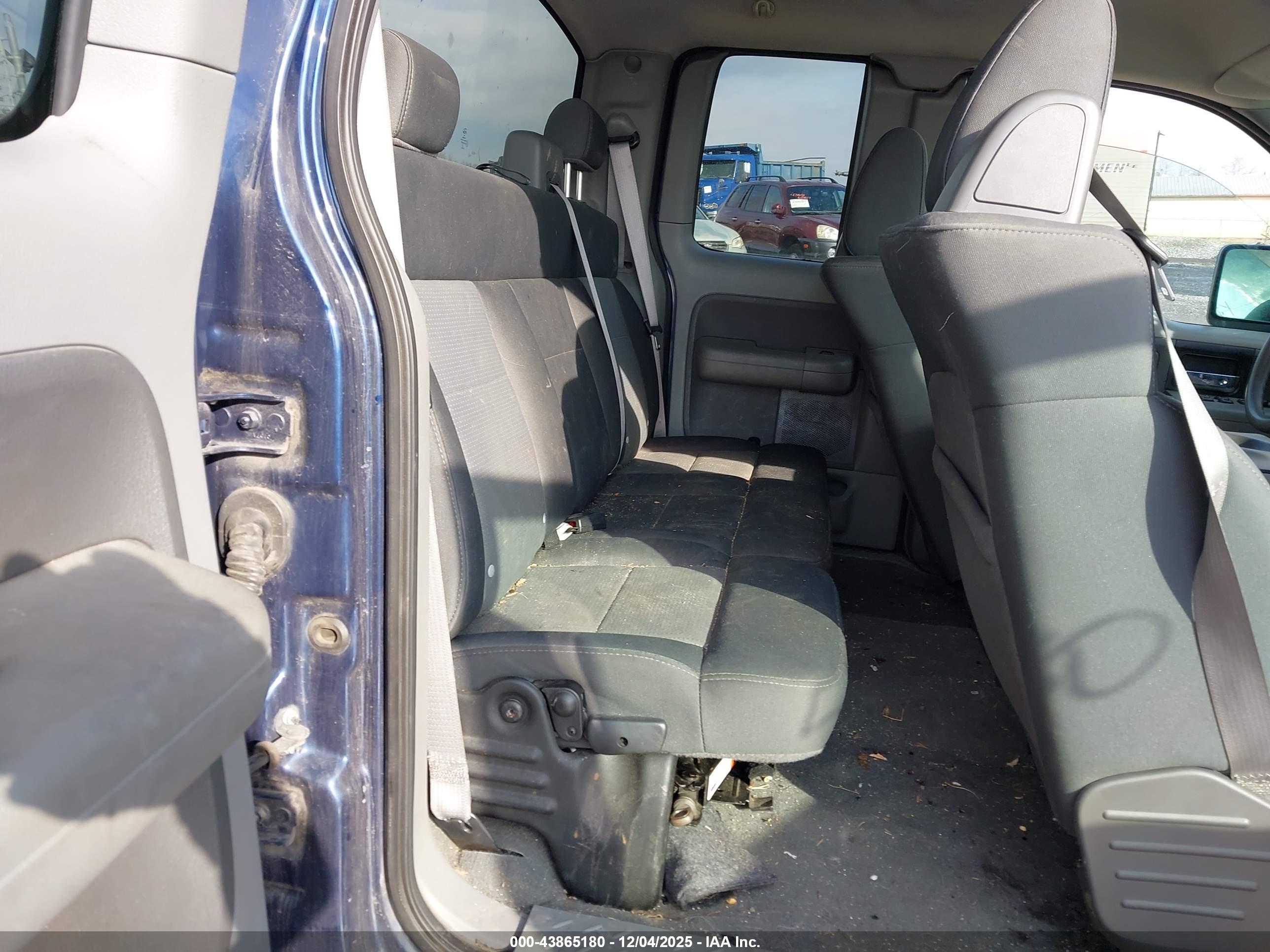 FORD F-150 image 8