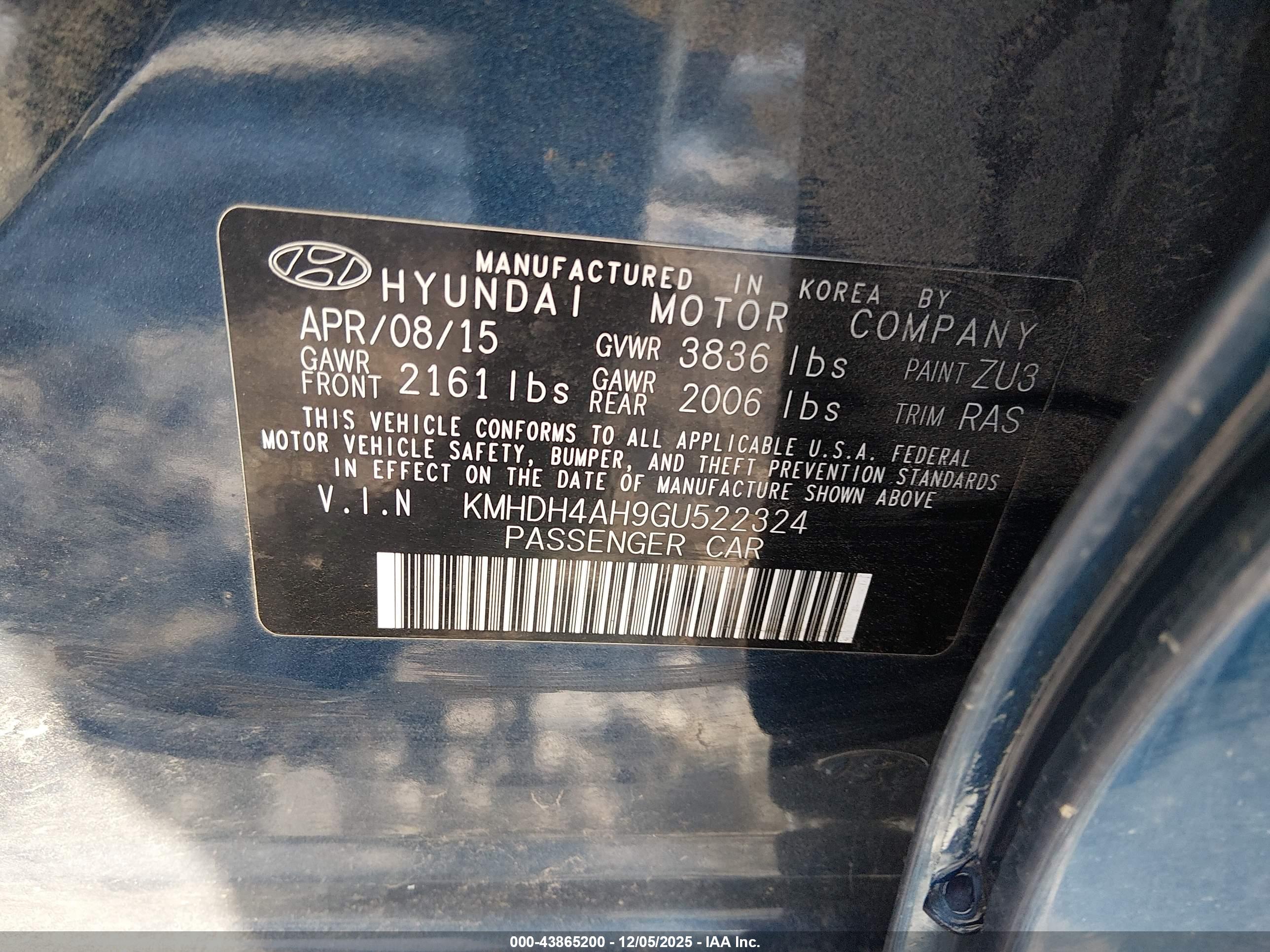 HYUNDAI ELANTRA image 9