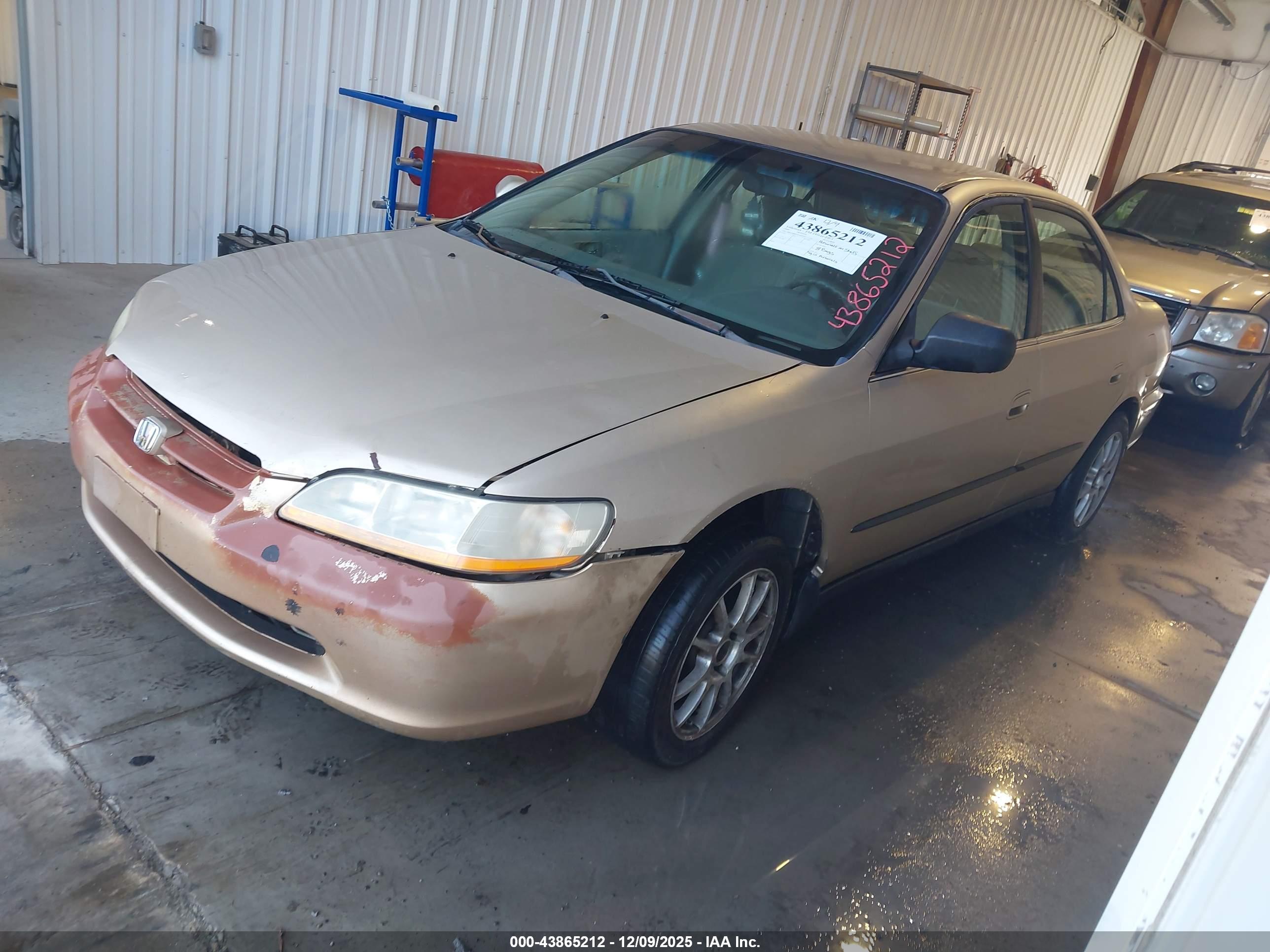 HONDA ACCORD image 2