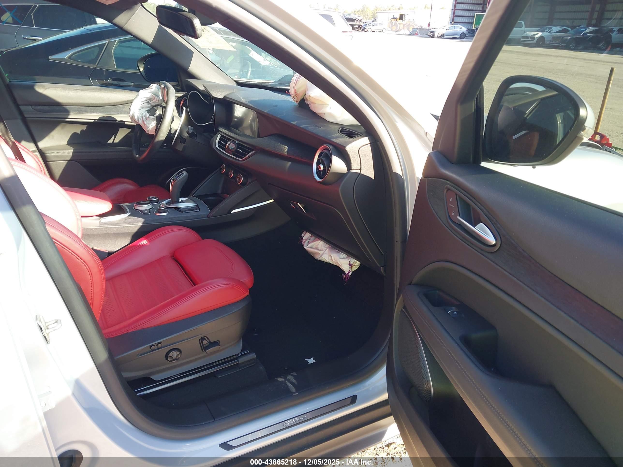 ALFA ROMEO image 5