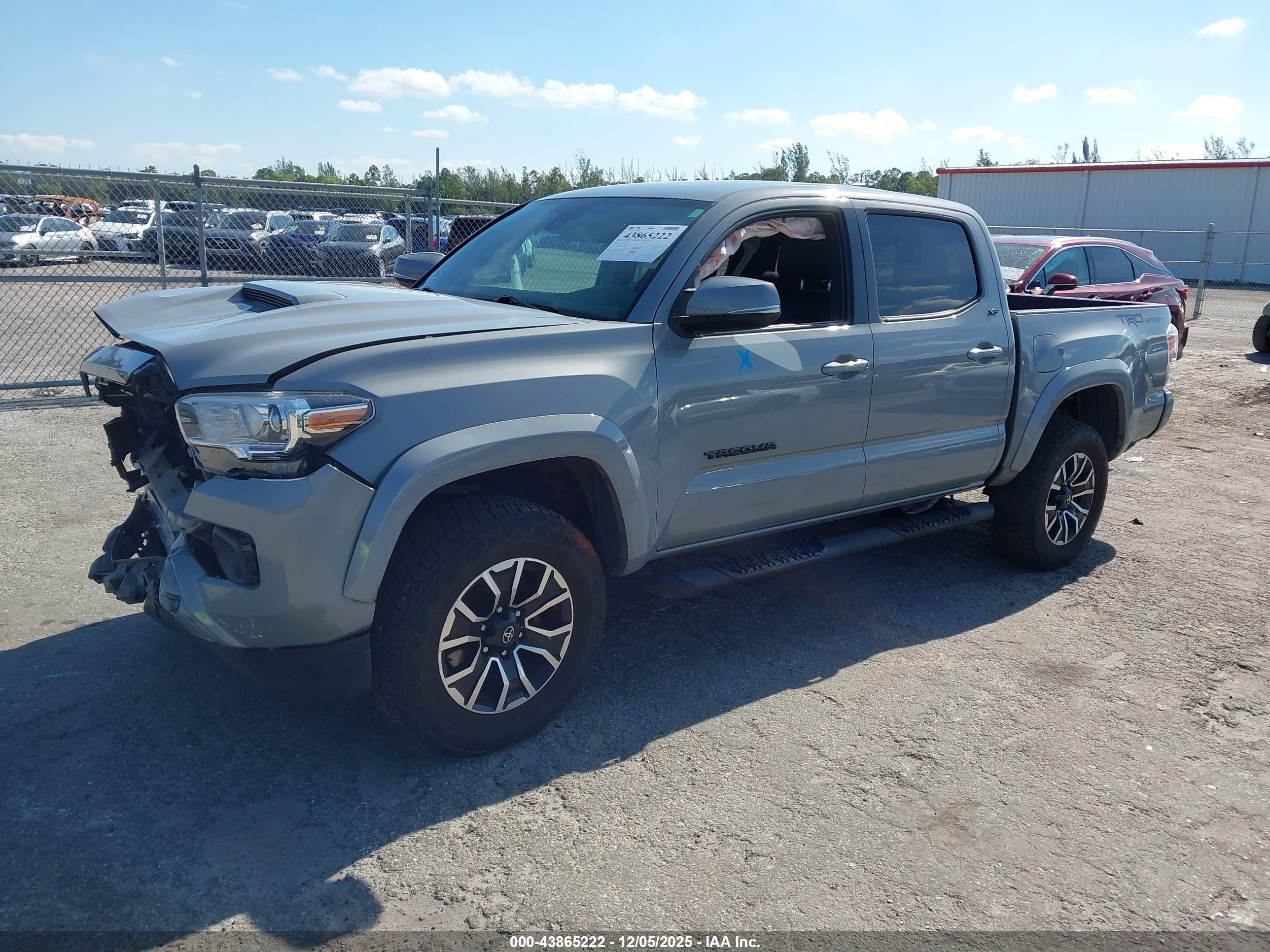 TOYOTA TACOMA image 2
