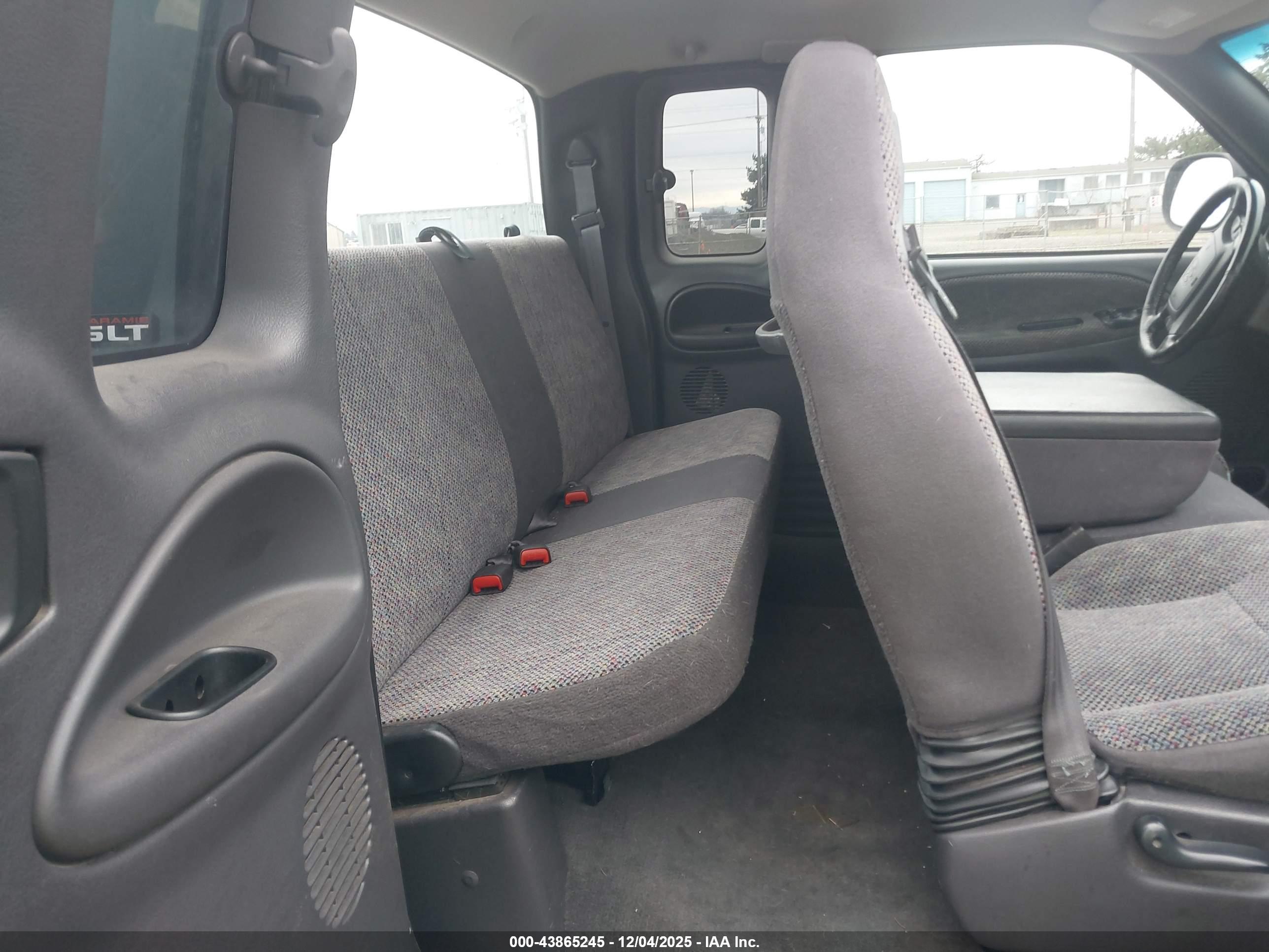DODGE RAM image 8