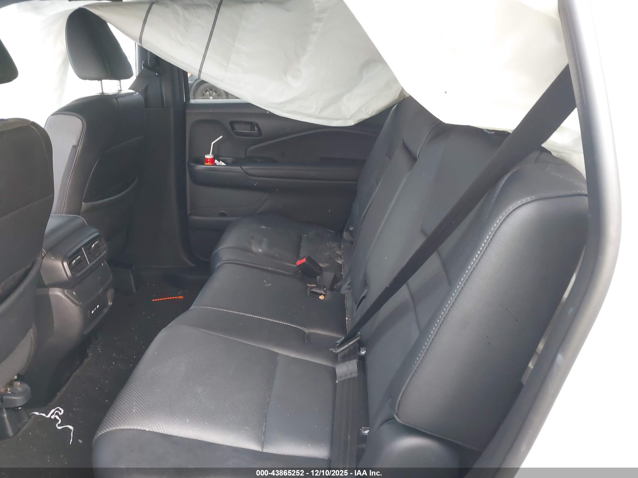 HONDA PASSPORT image 8