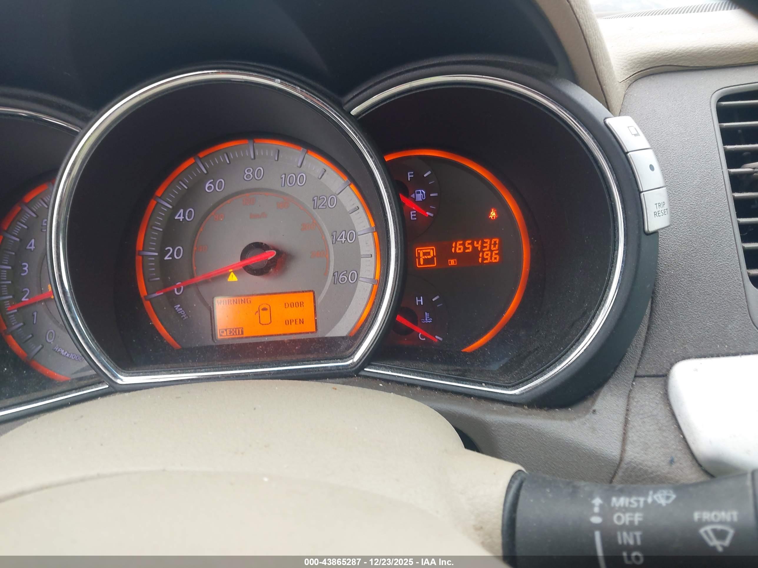 NISSAN MURANO image 7