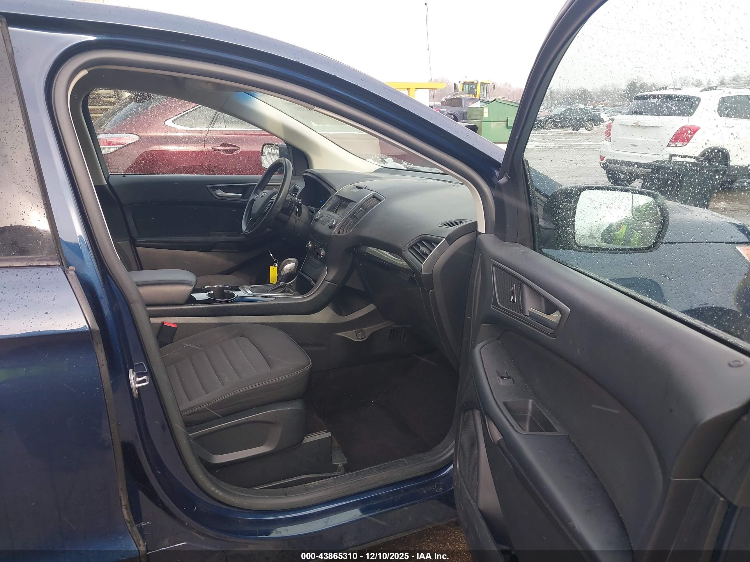 FORD EDGE image 5