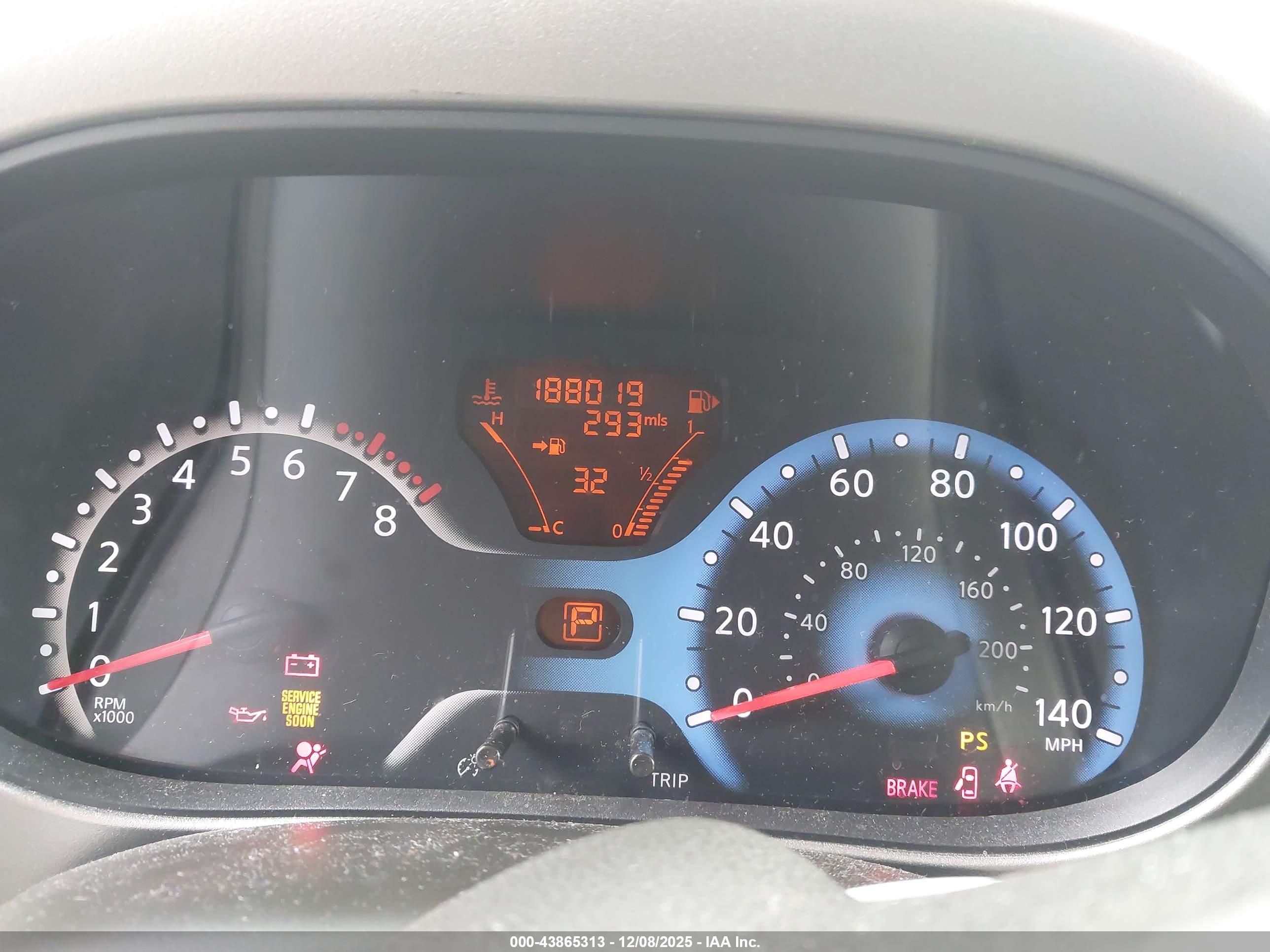 NISSAN CUBE image 7