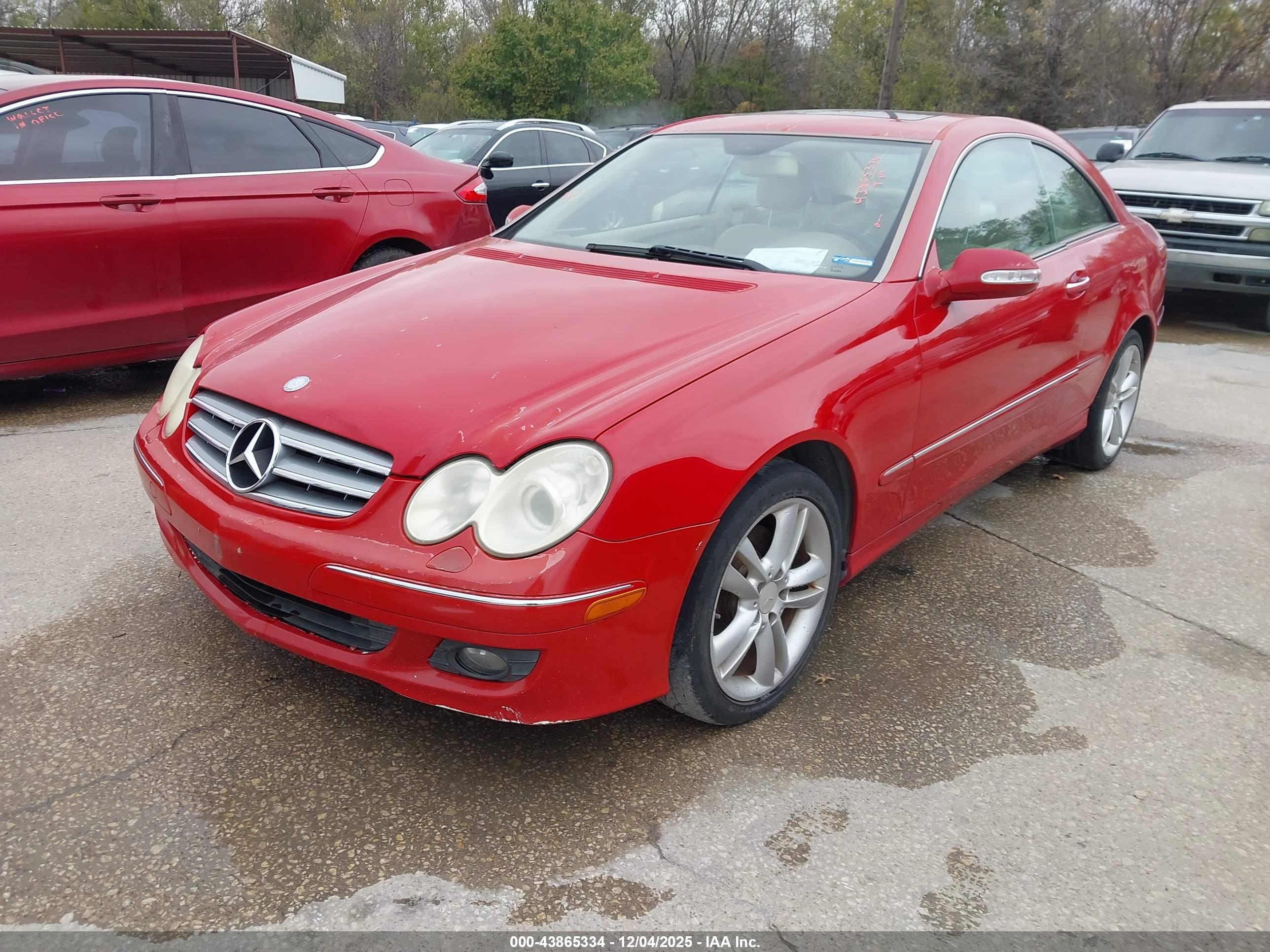 MERCEDES-BENZ CLK image 2