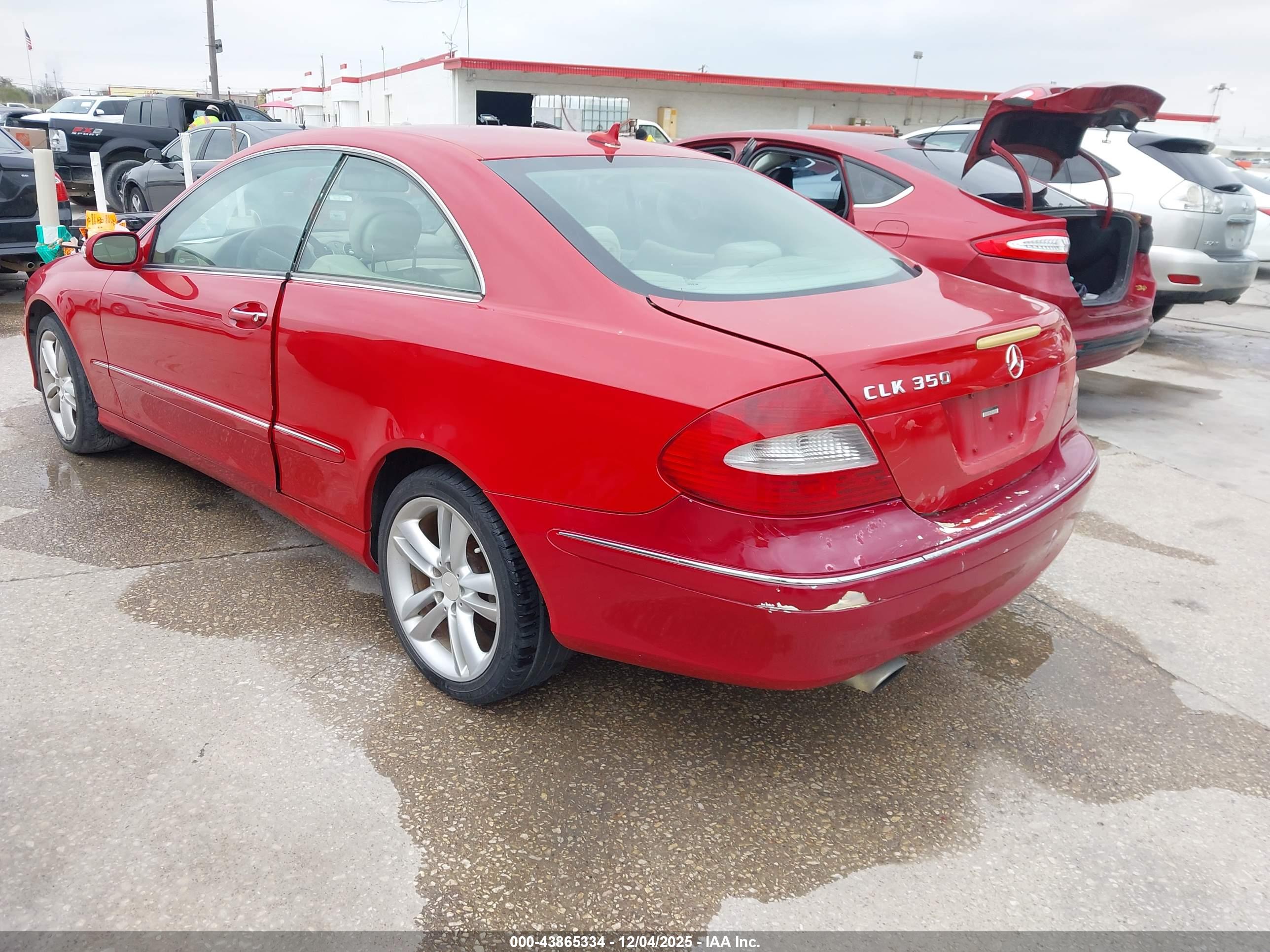 MERCEDES-BENZ CLK image 3