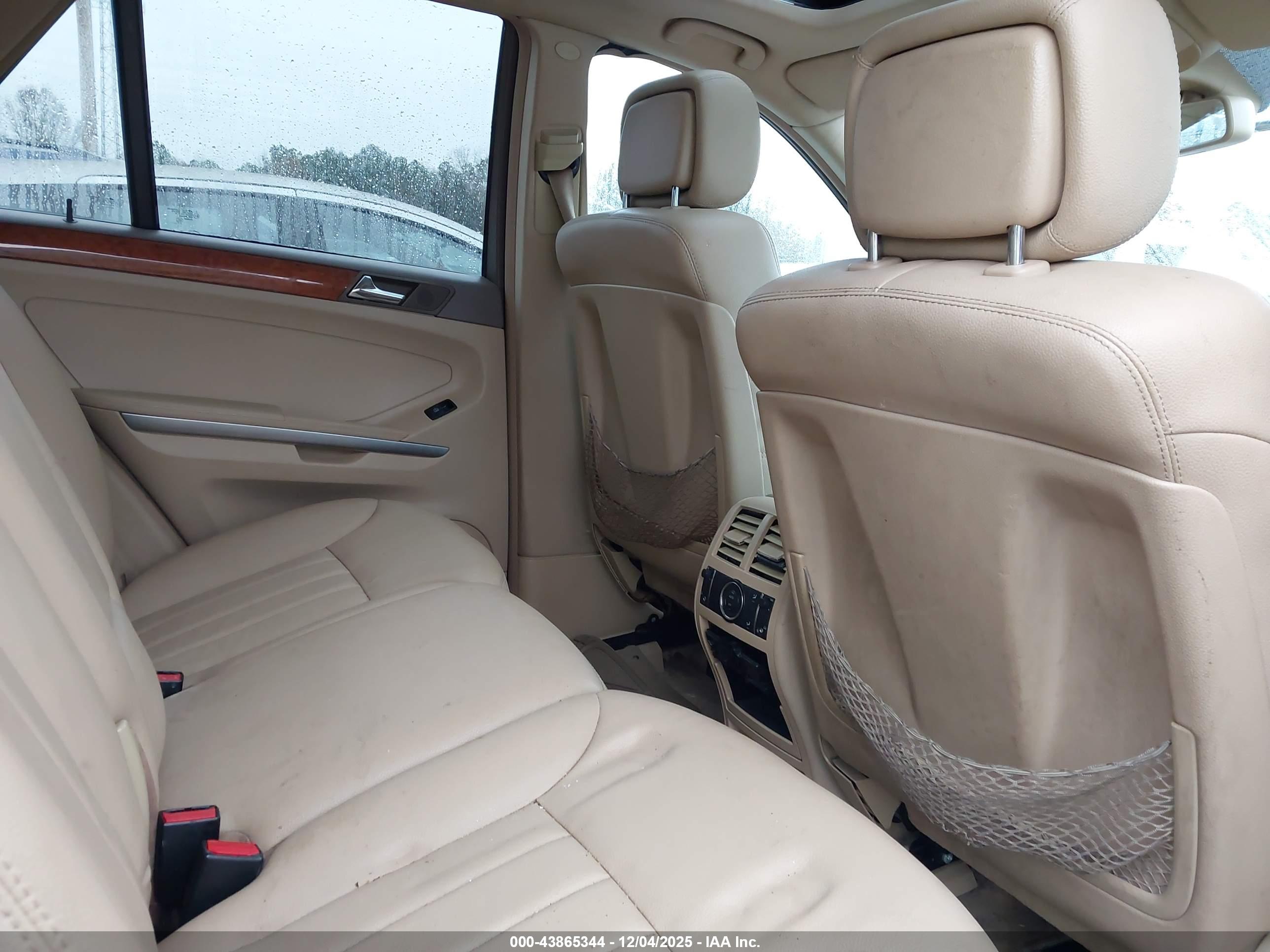 MERCEDES-BENZ ML image 8