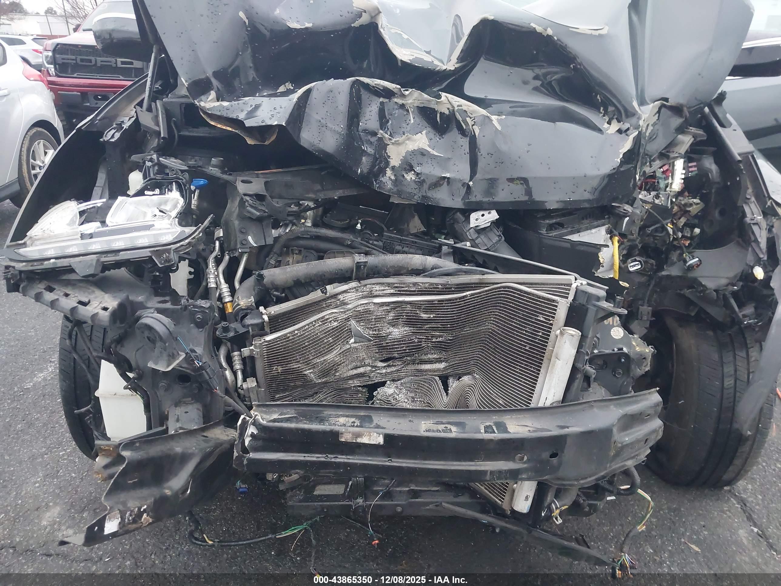 HYUNDAI SANTA image 6