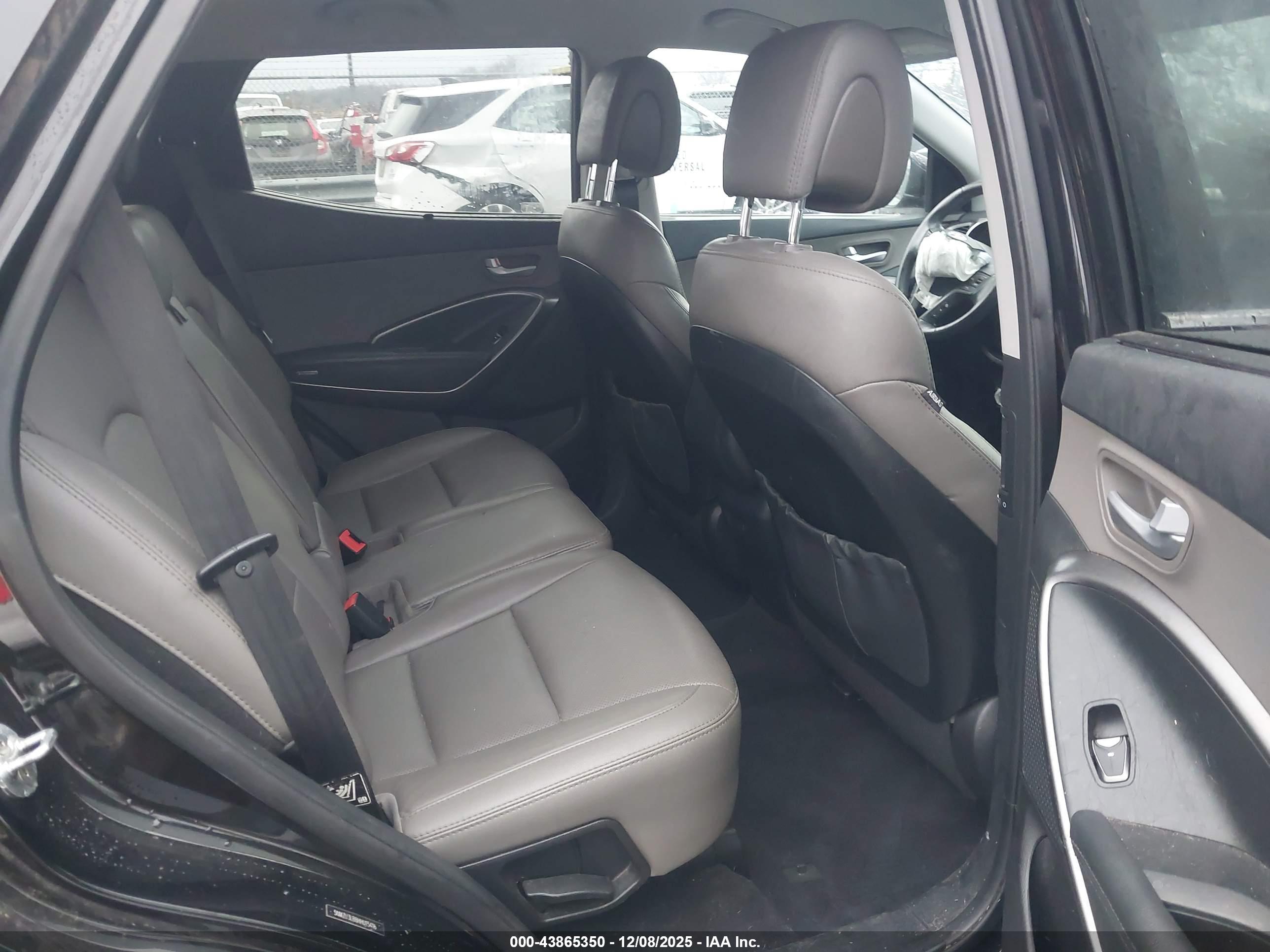 HYUNDAI SANTA image 8
